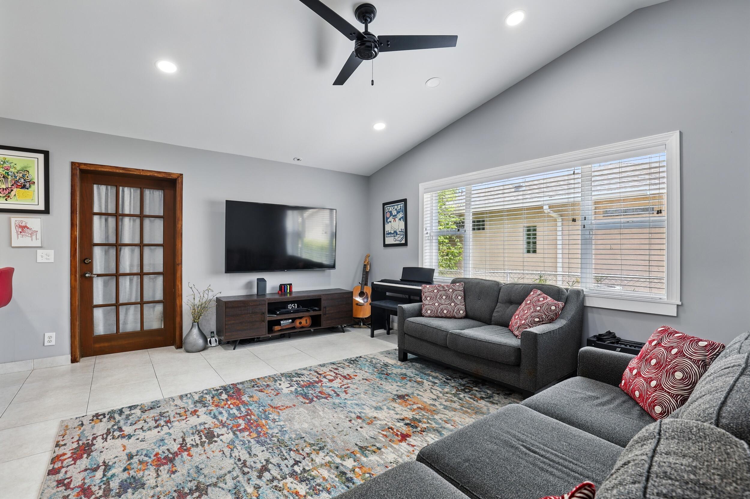 5183 Beechwood Road