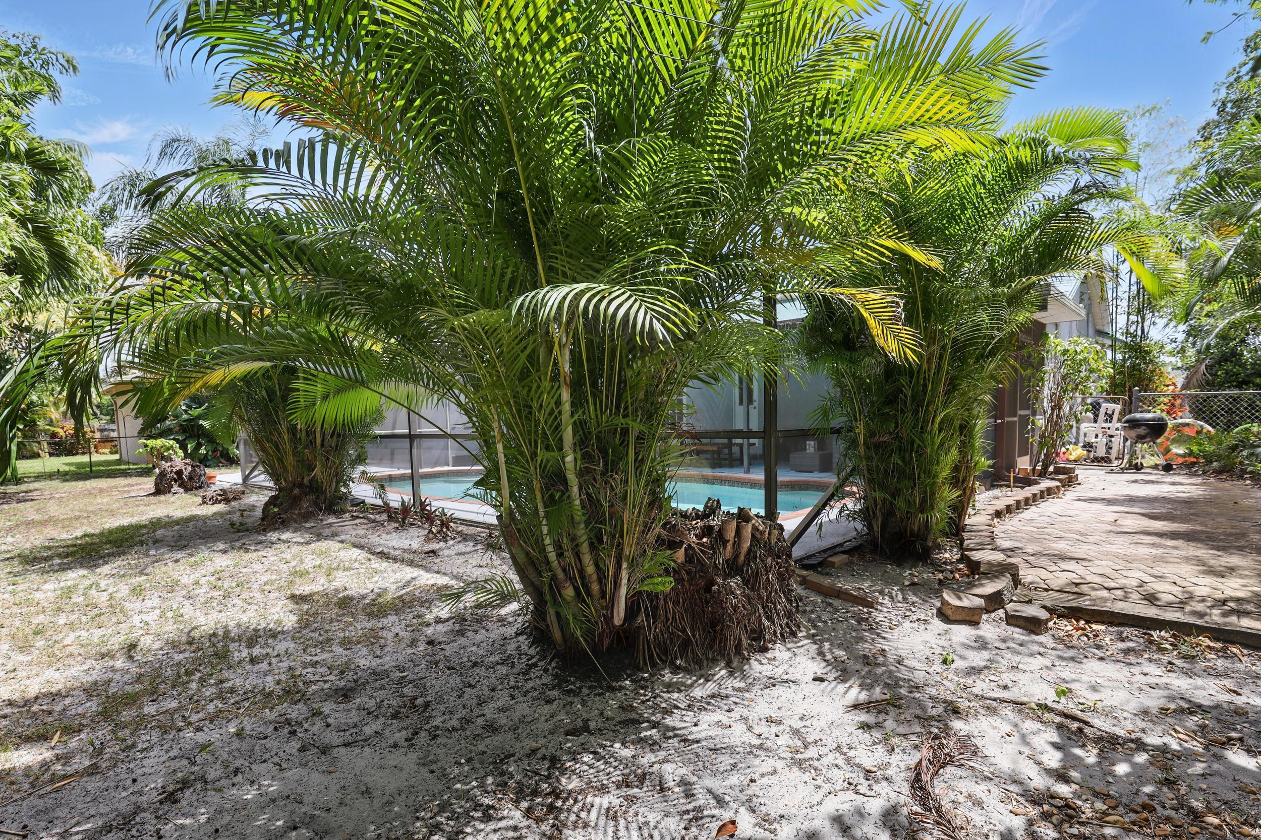5183 Beechwood Road