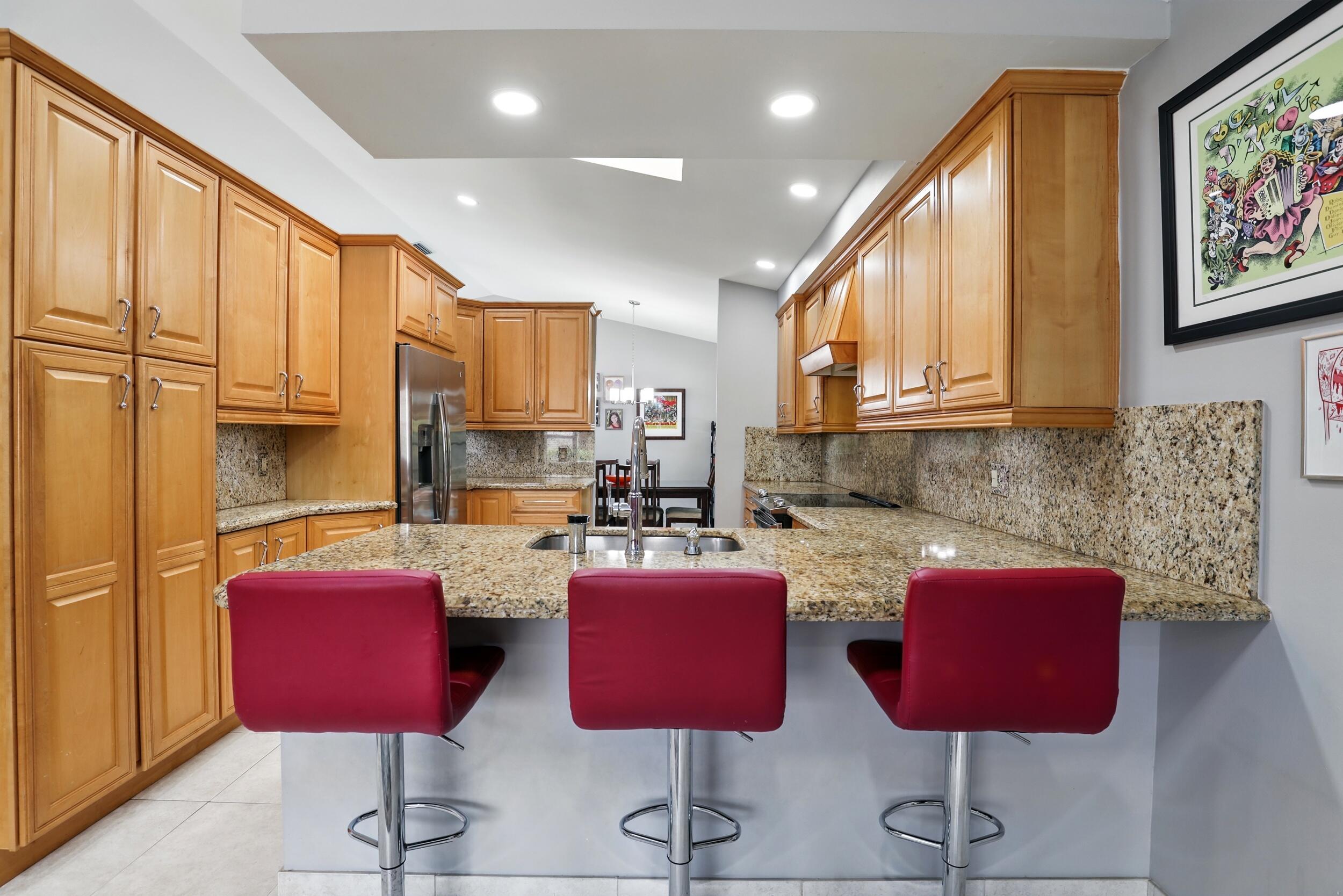 5183 Beechwood Road