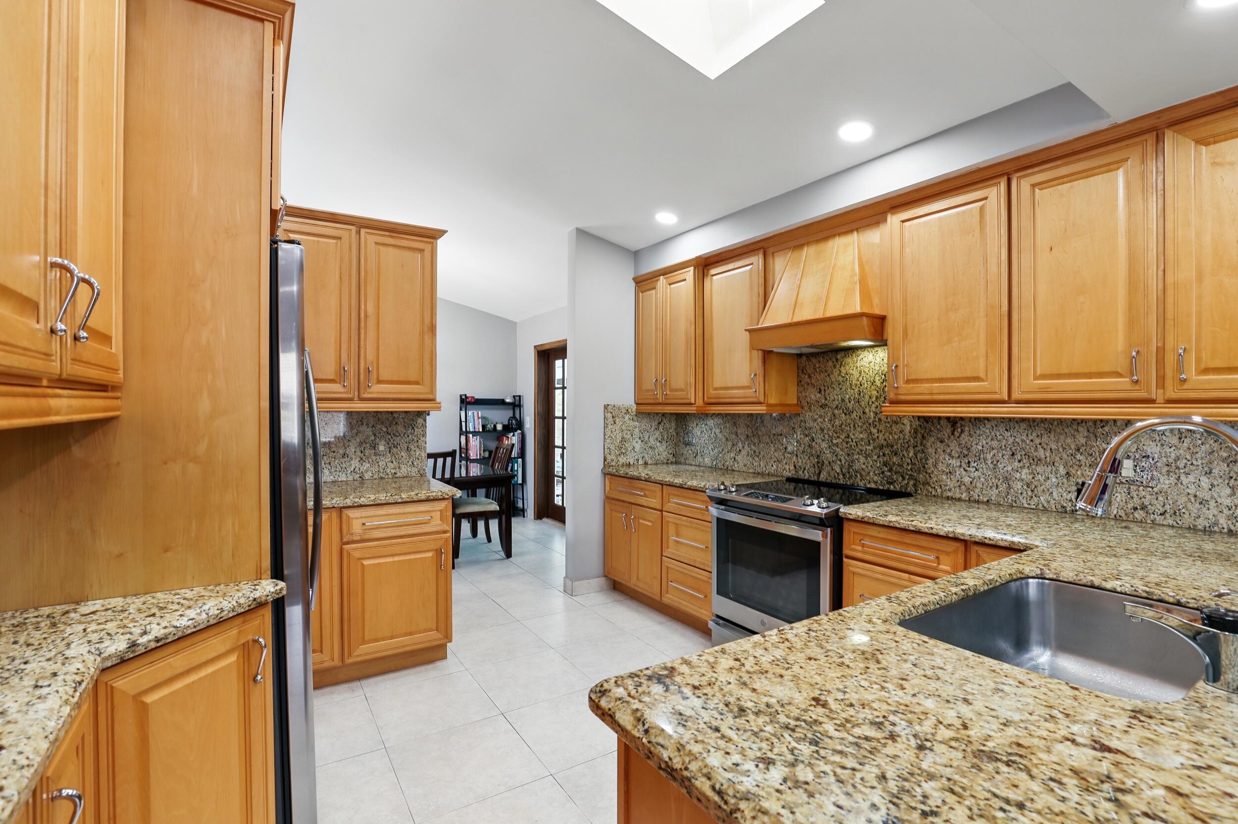5183 Beechwood Road