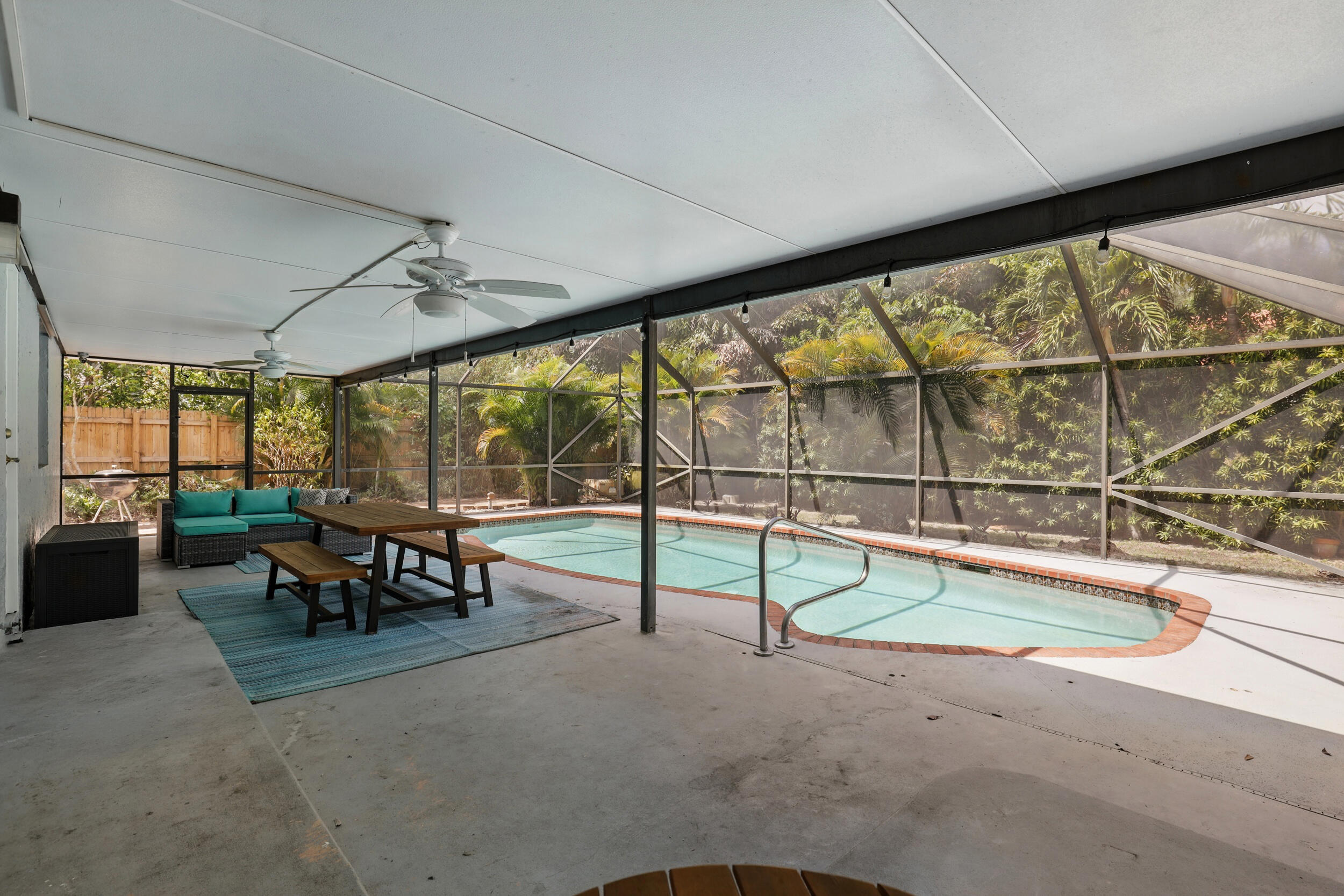 5183 Beechwood Road
