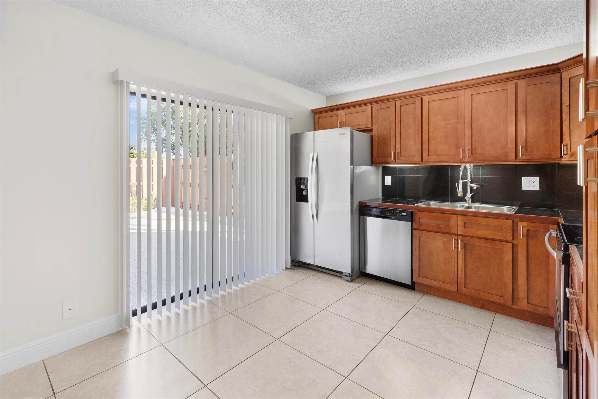 1420 Augusta Circle 126