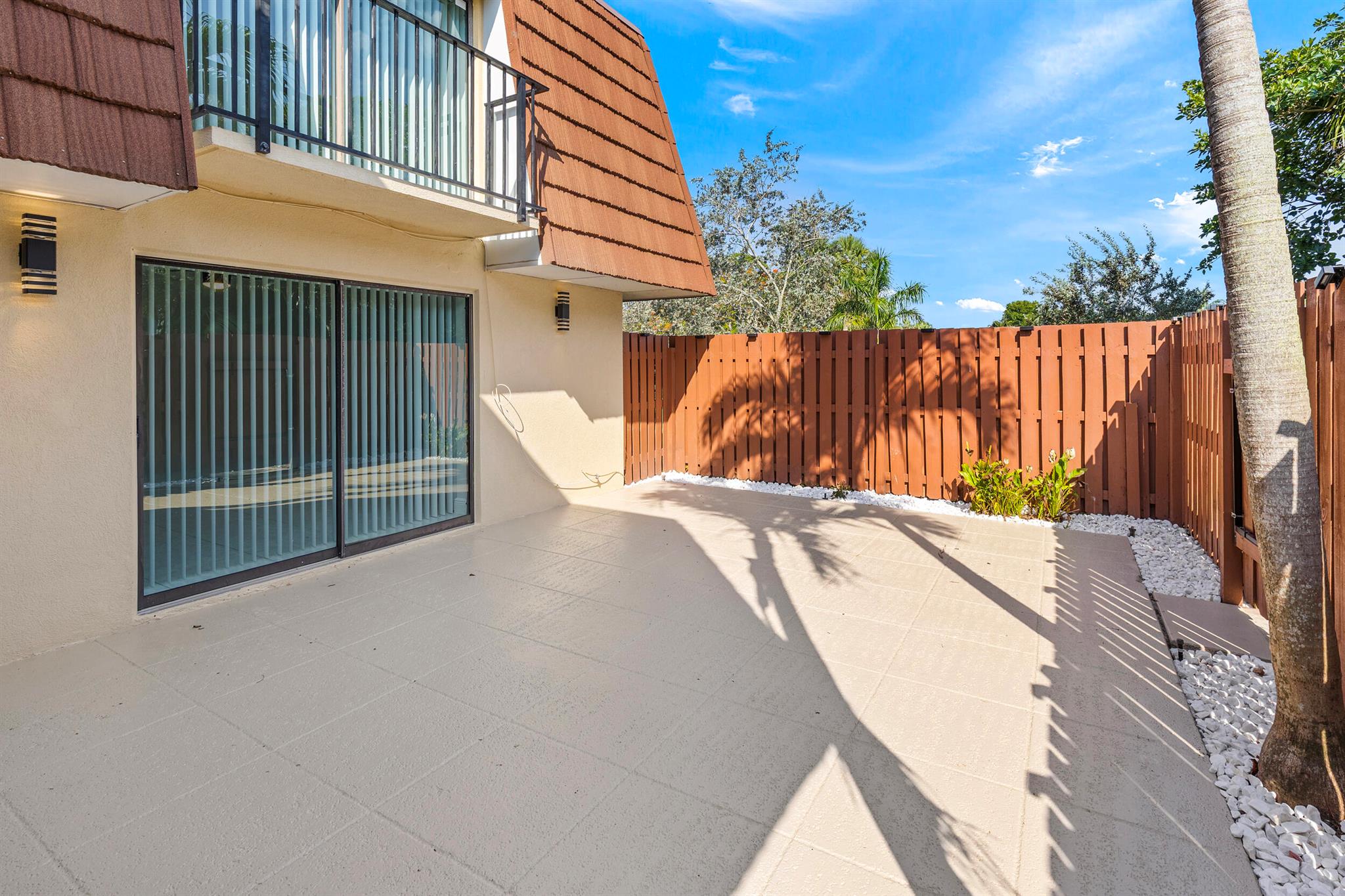 1420 Augusta Circle 126