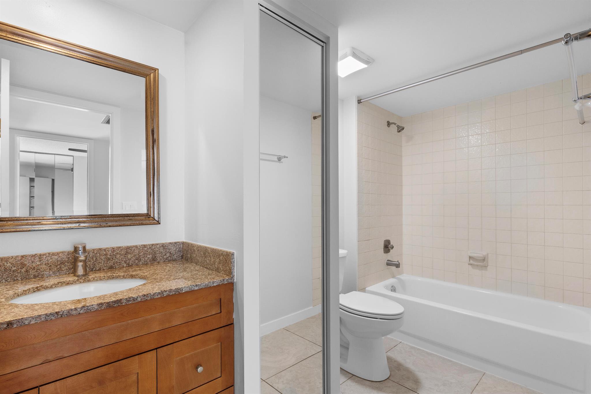 1420 Augusta Circle 126