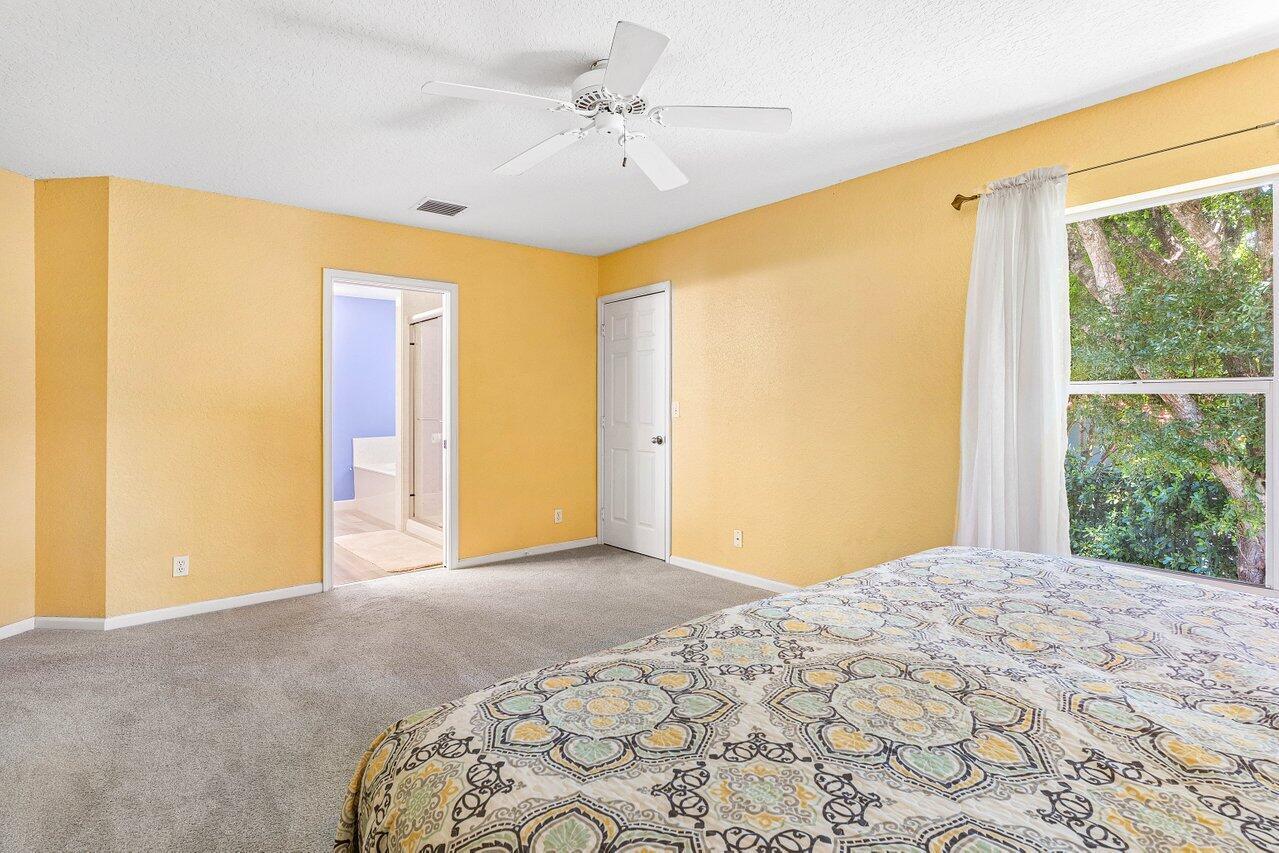 3995 Majestic Palm Way