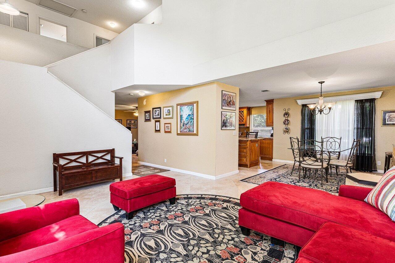 3995 Majestic Palm Way