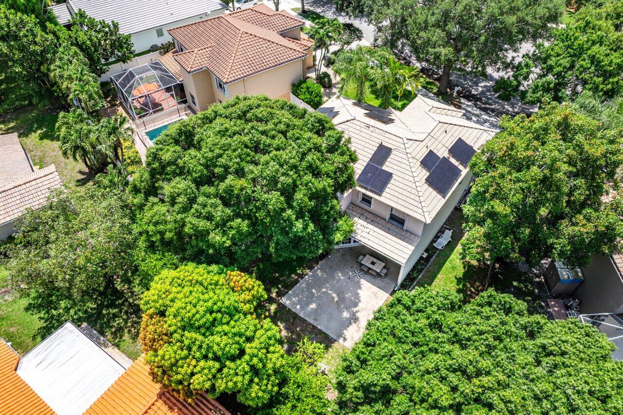 3995 Majestic Palm Way