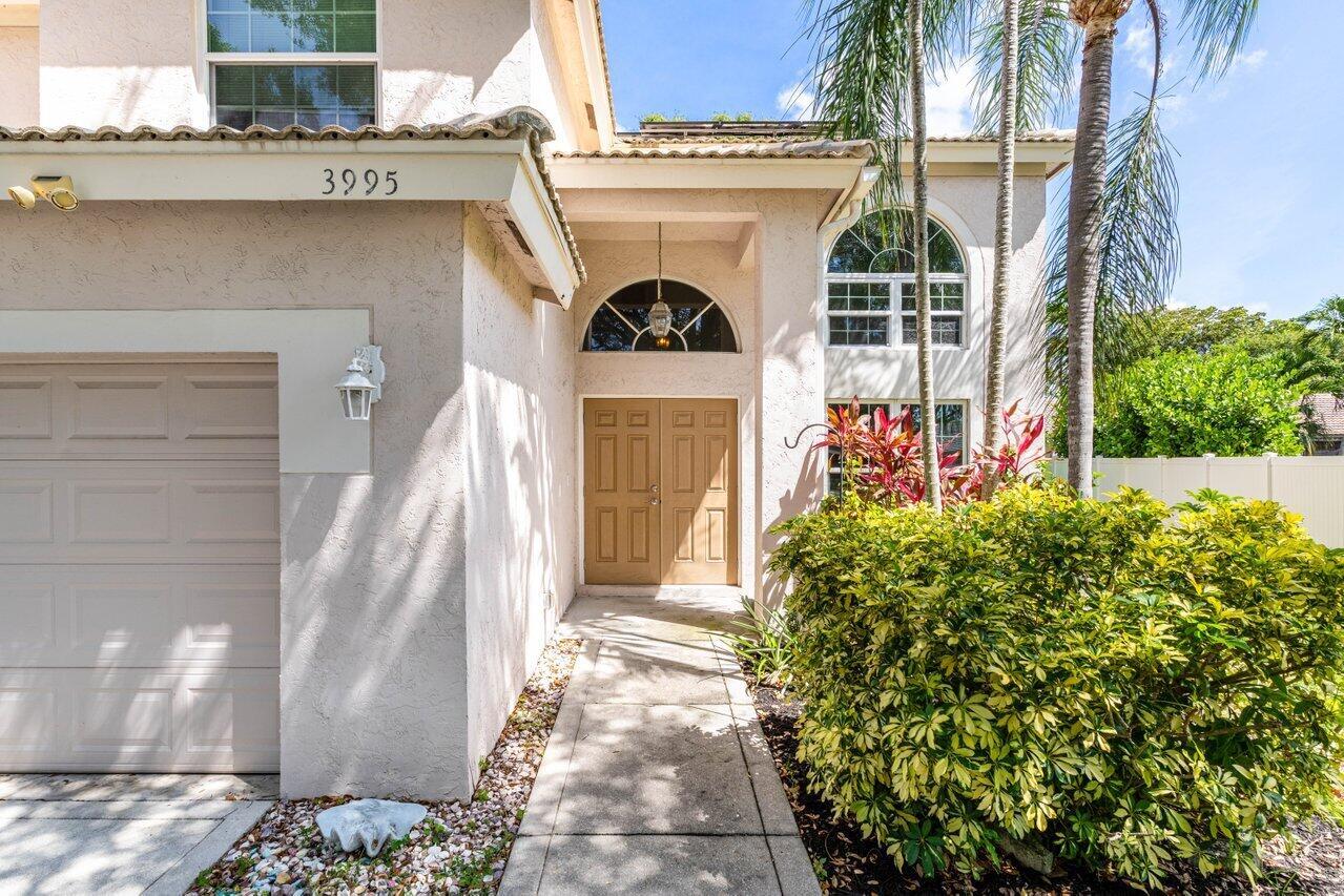 3995 Majestic Palm Way