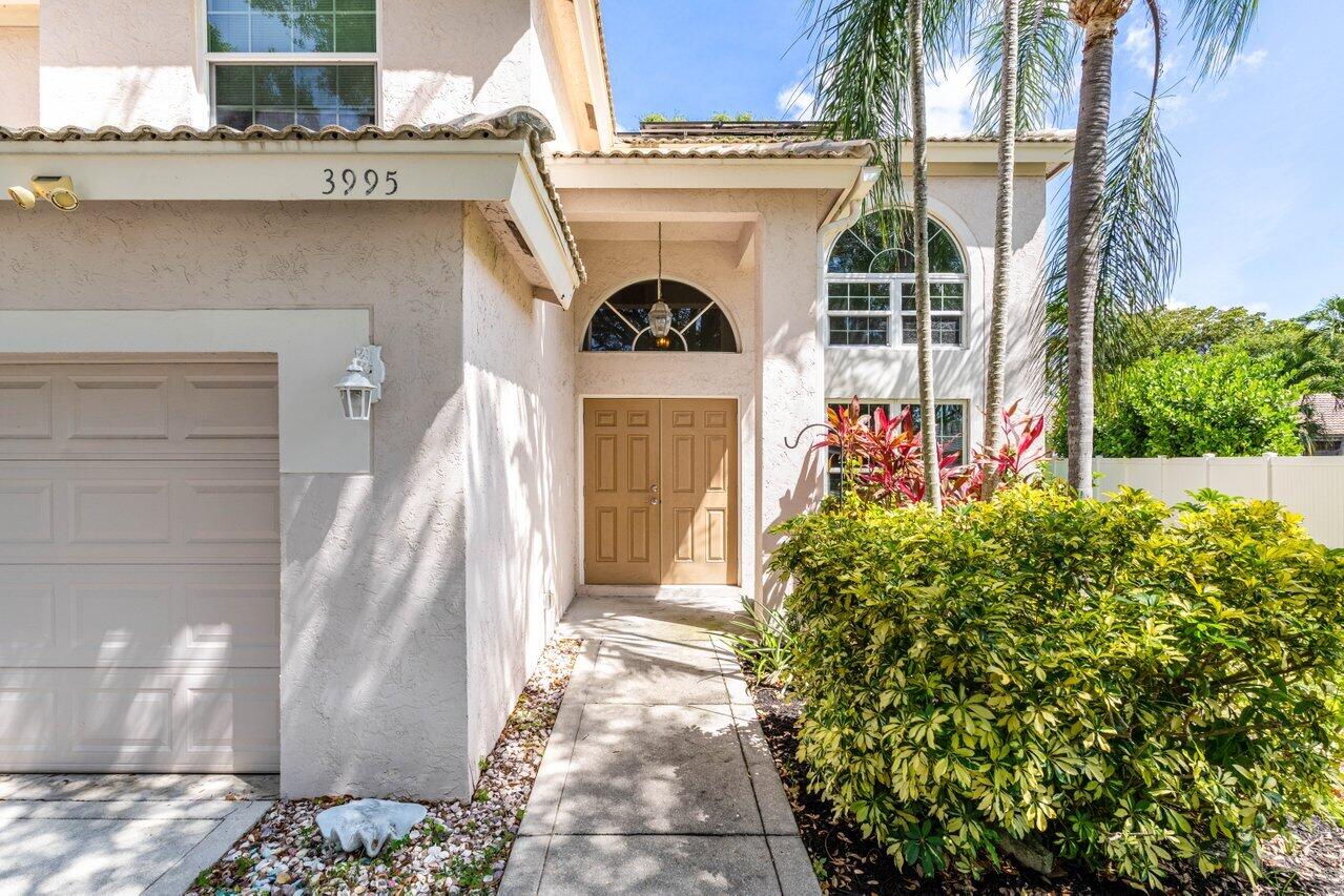 3995 Majestic Palm Way