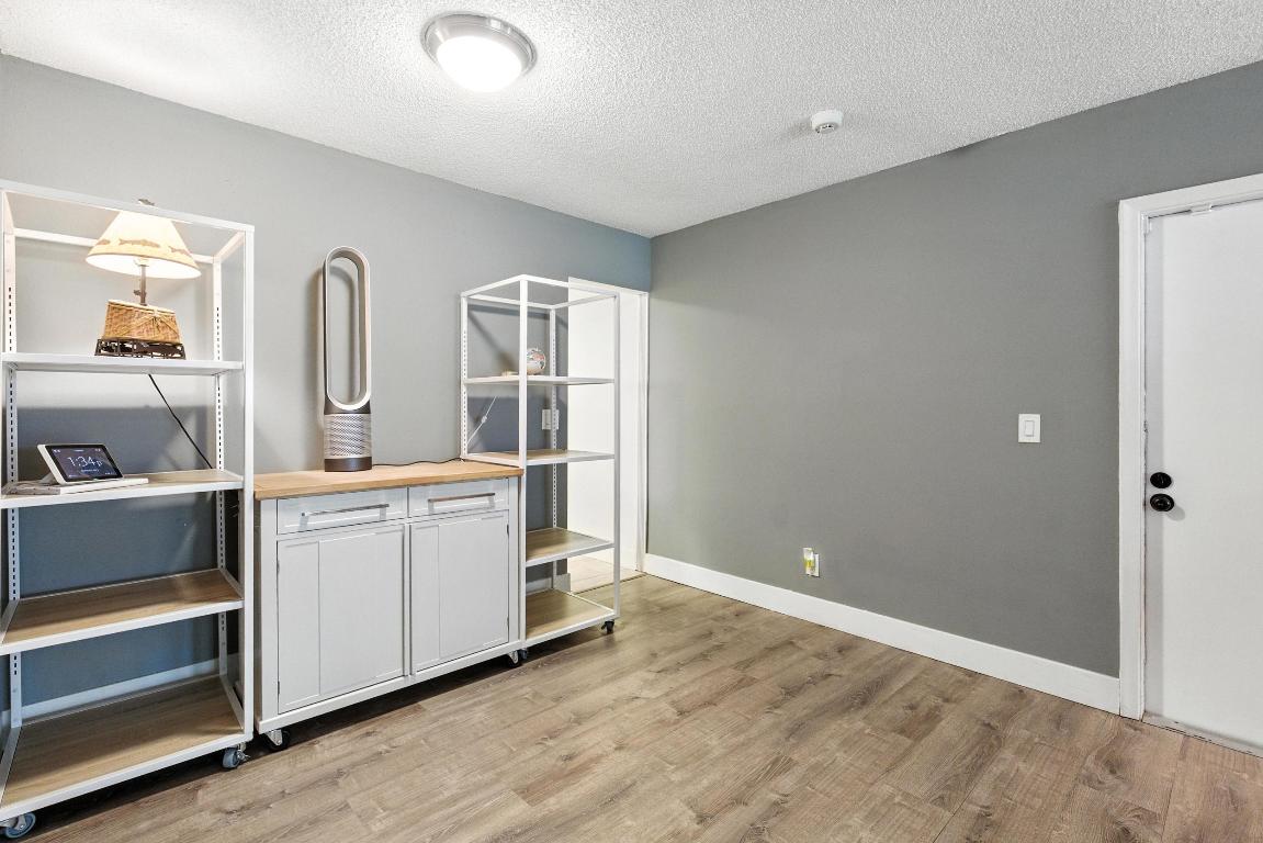 1902 Palmland Drive 3