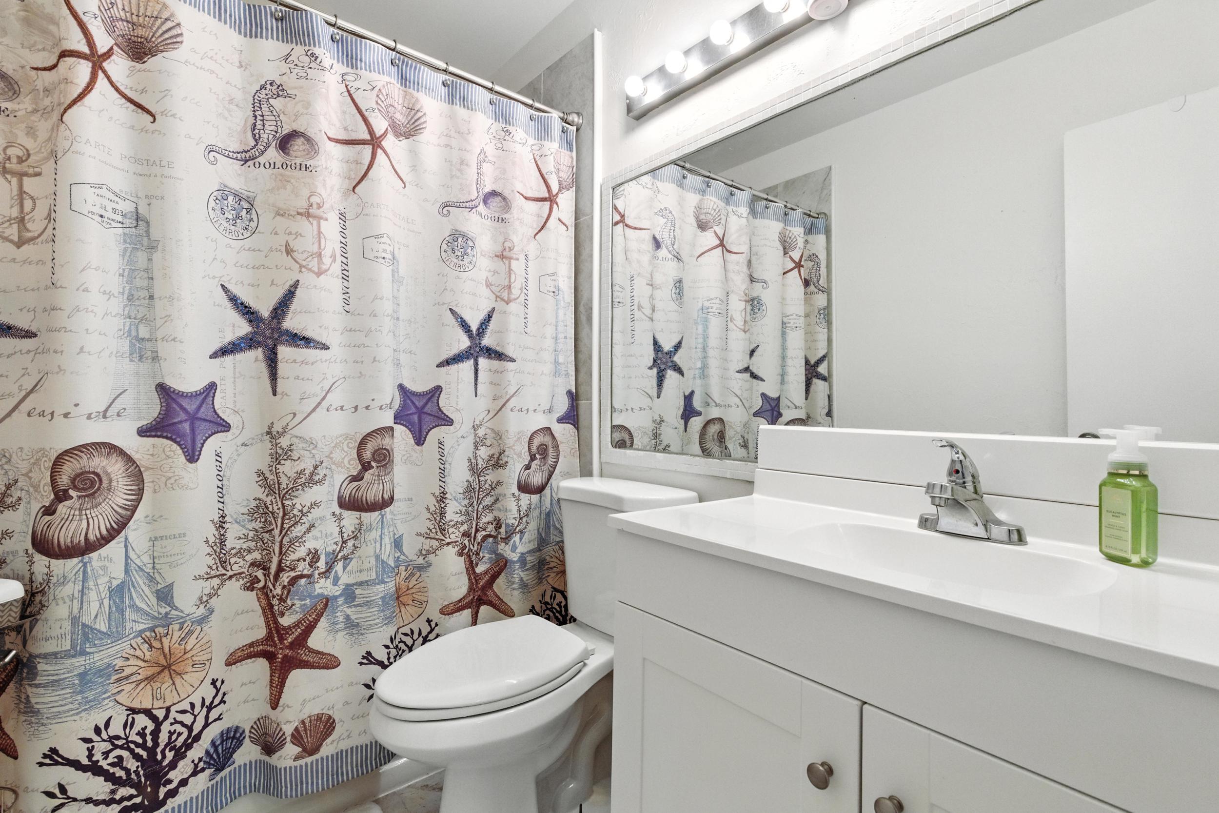 1902 Palmland Drive 3