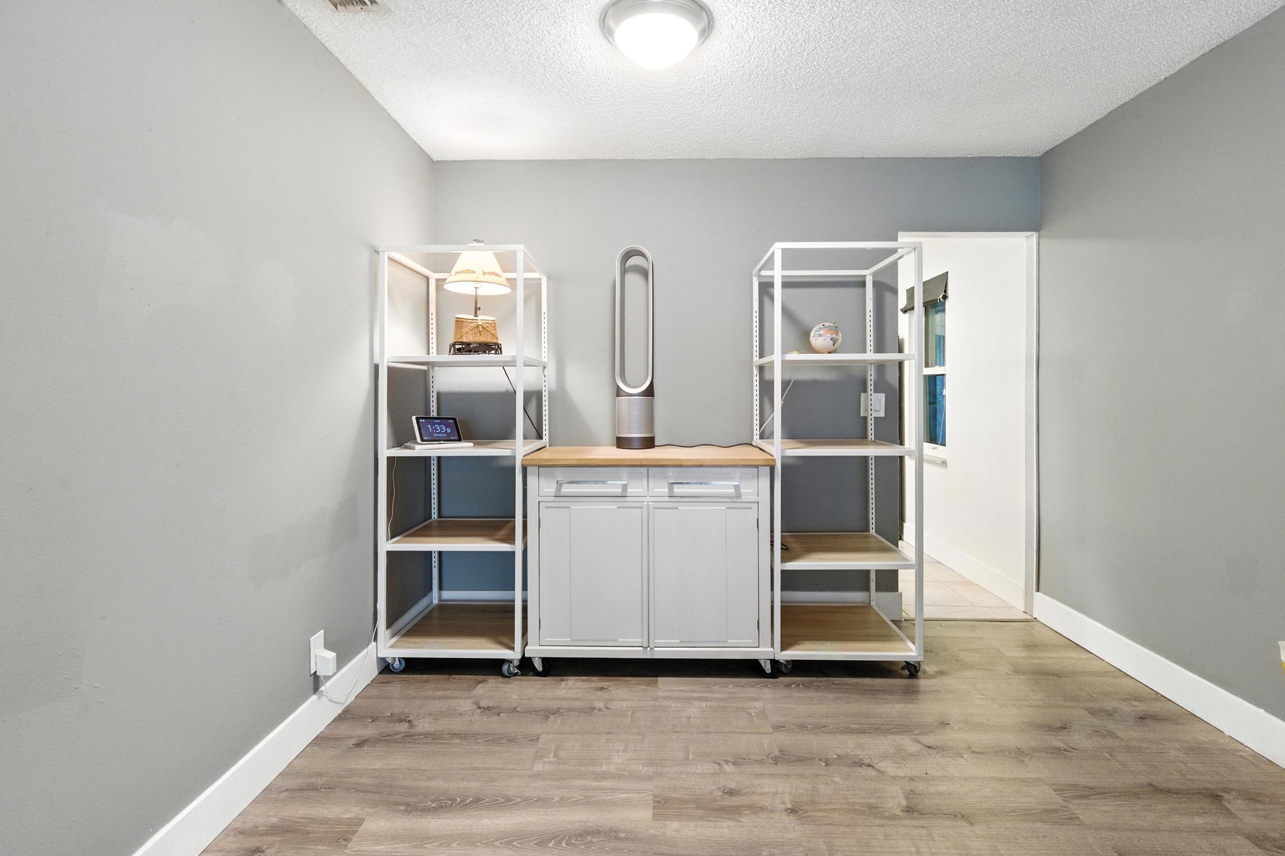 1902 Palmland Drive 3