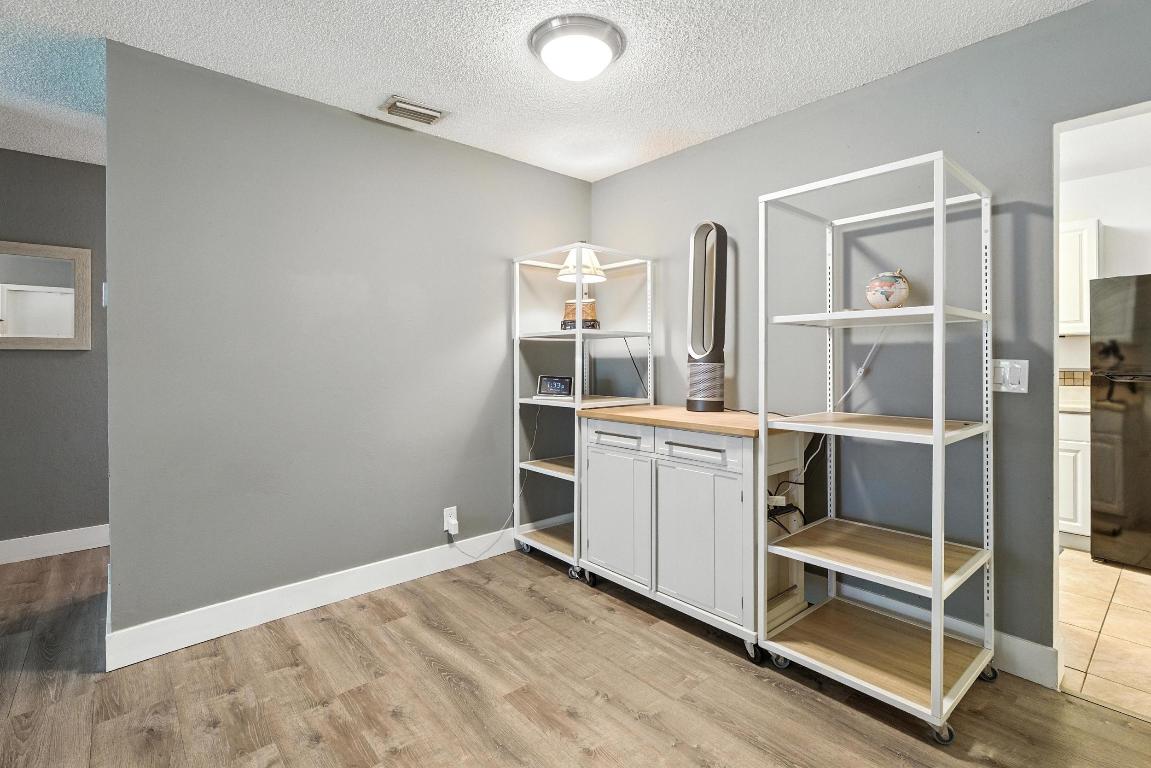 1902 Palmland Drive 3