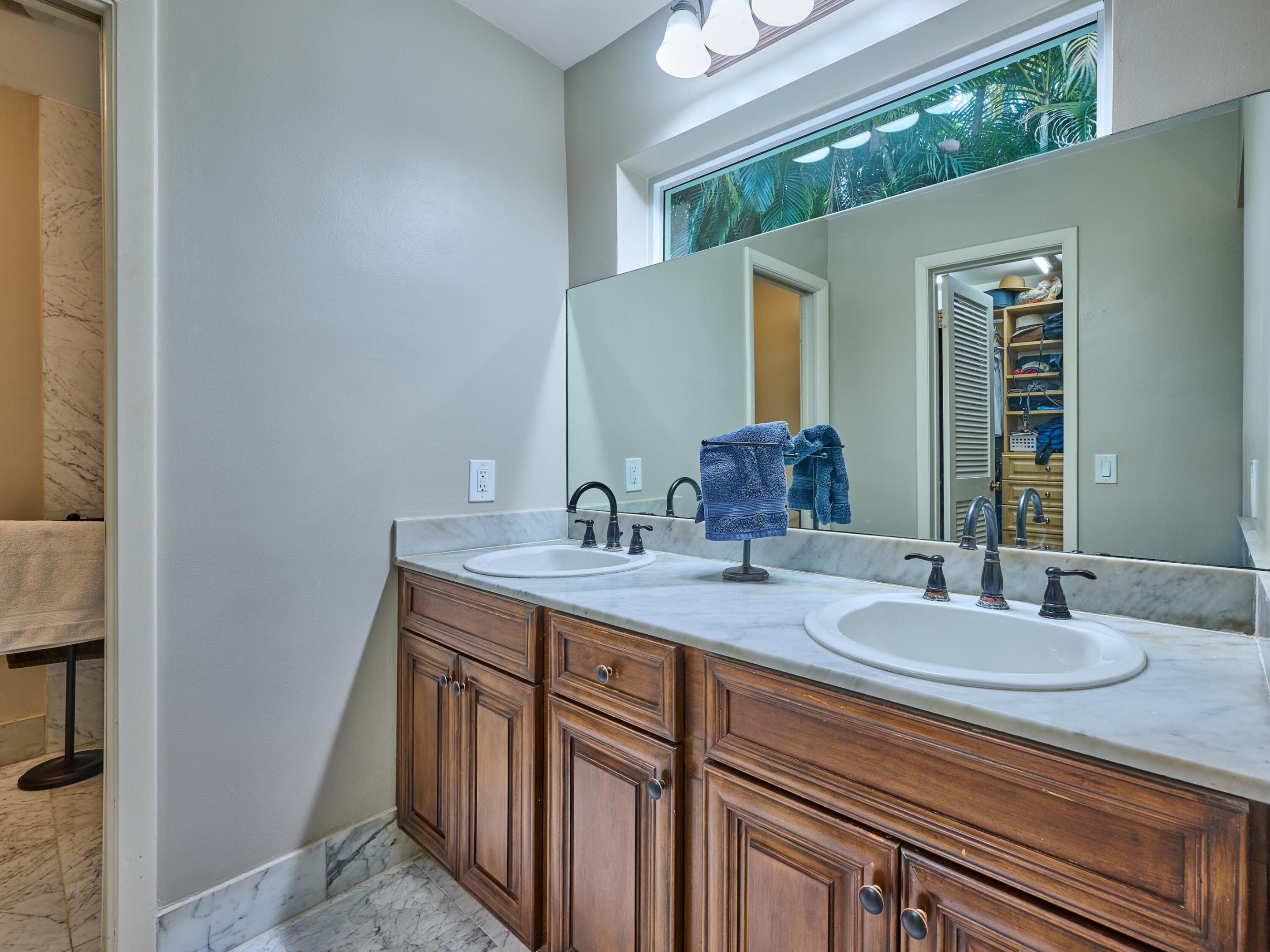 4155 NW 25th Way NW