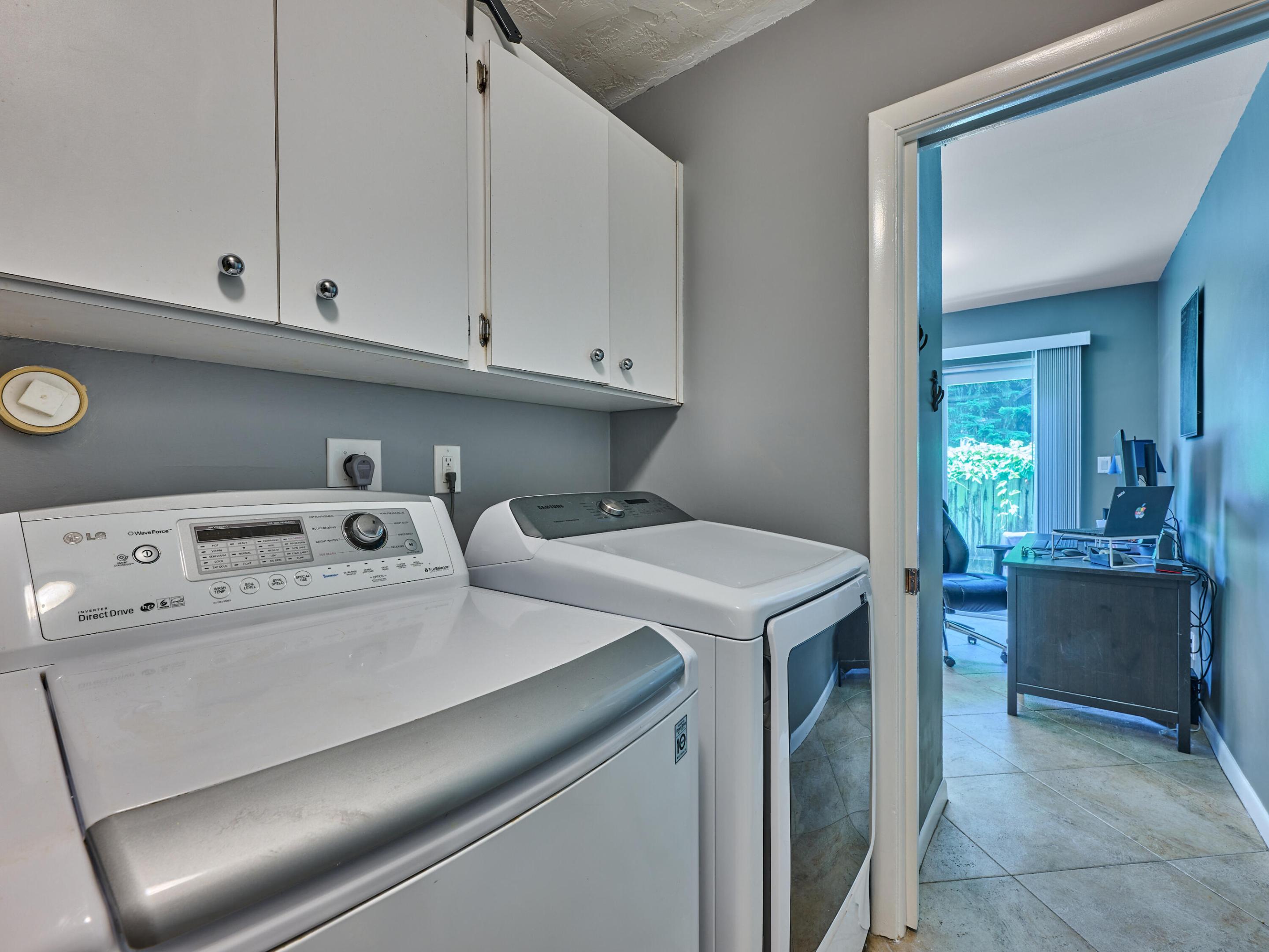 4155 NW 25th Way NW