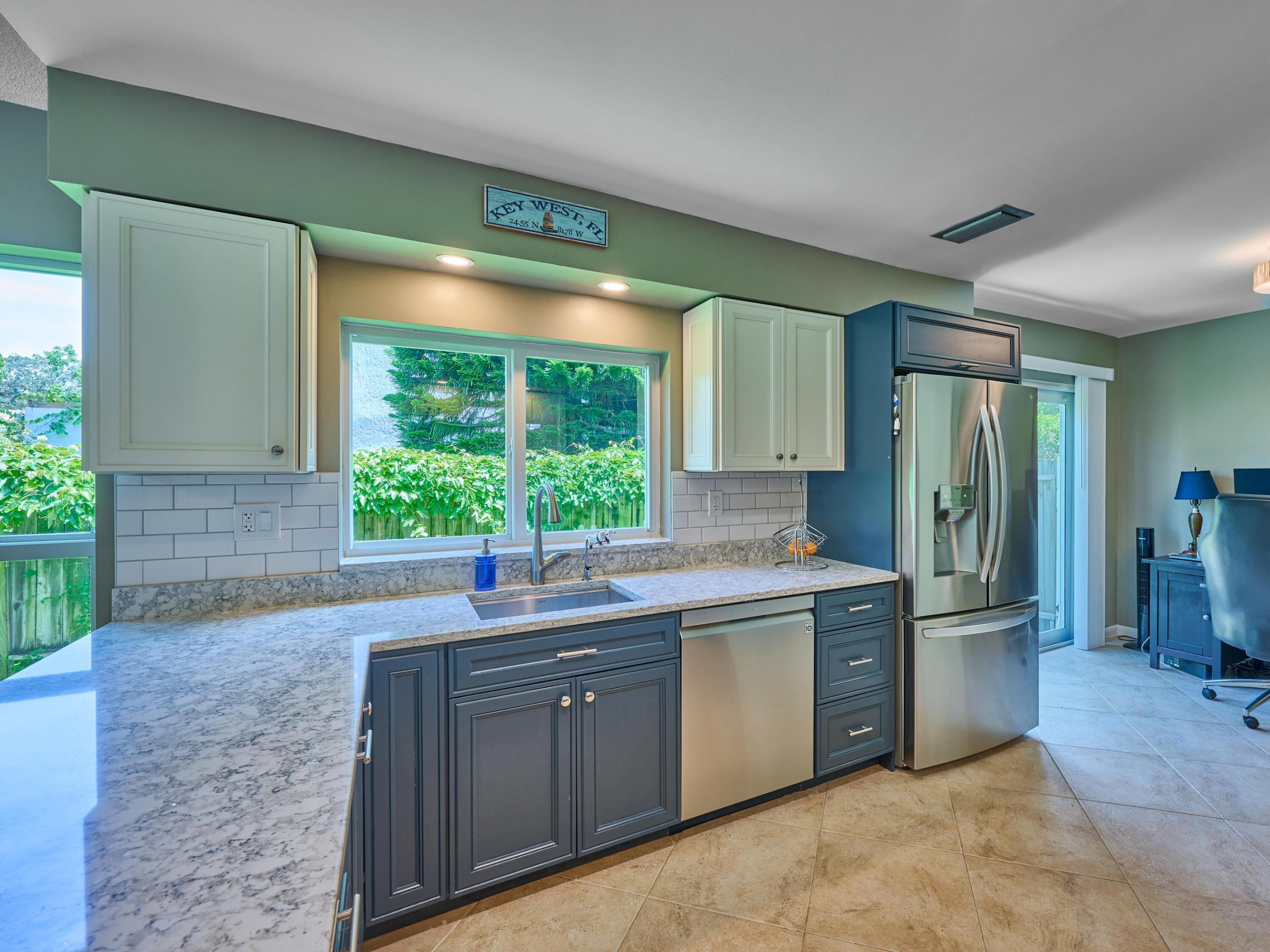 4155 NW 25th Way NW
