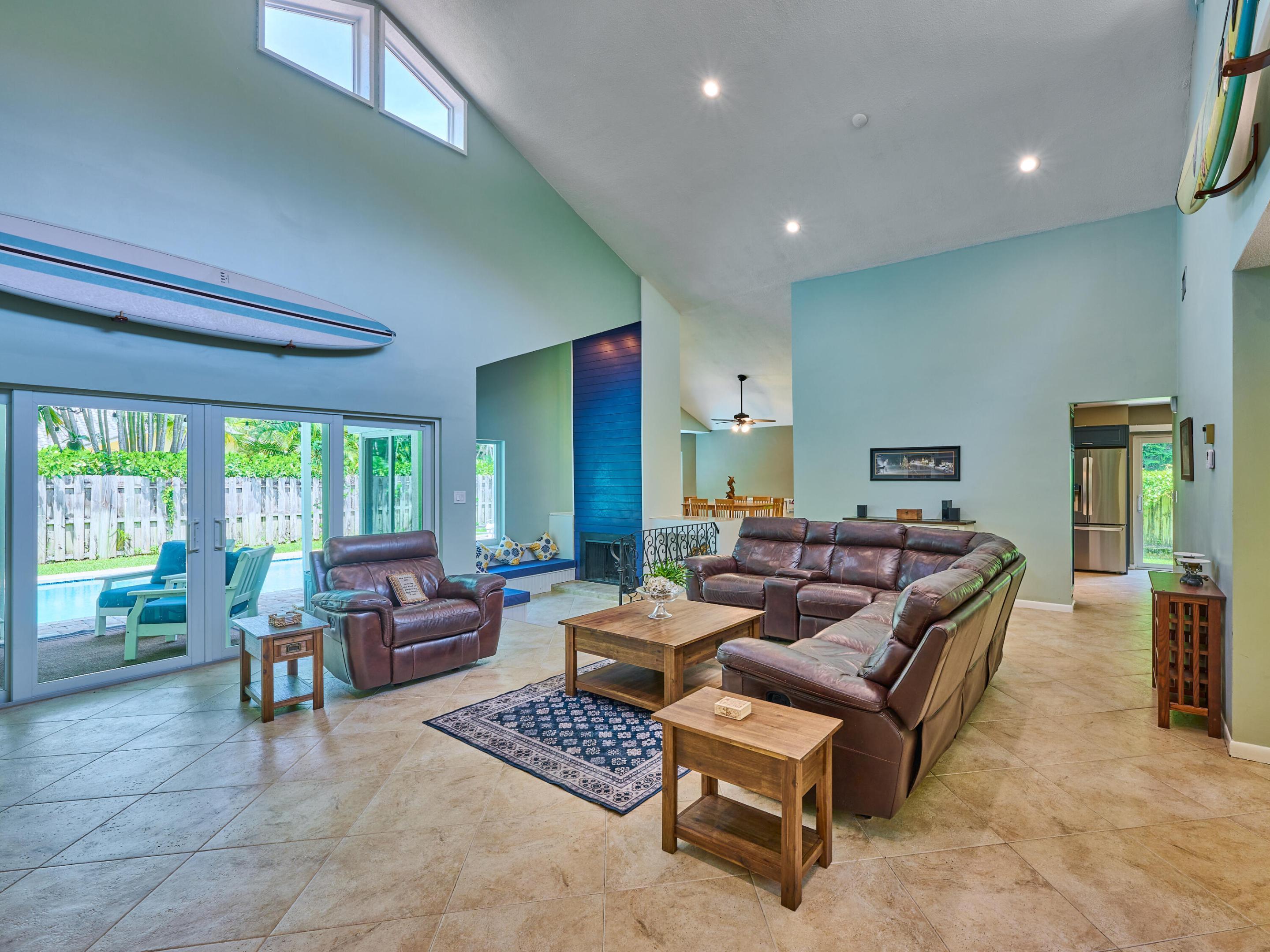 4155 NW 25th Way NW