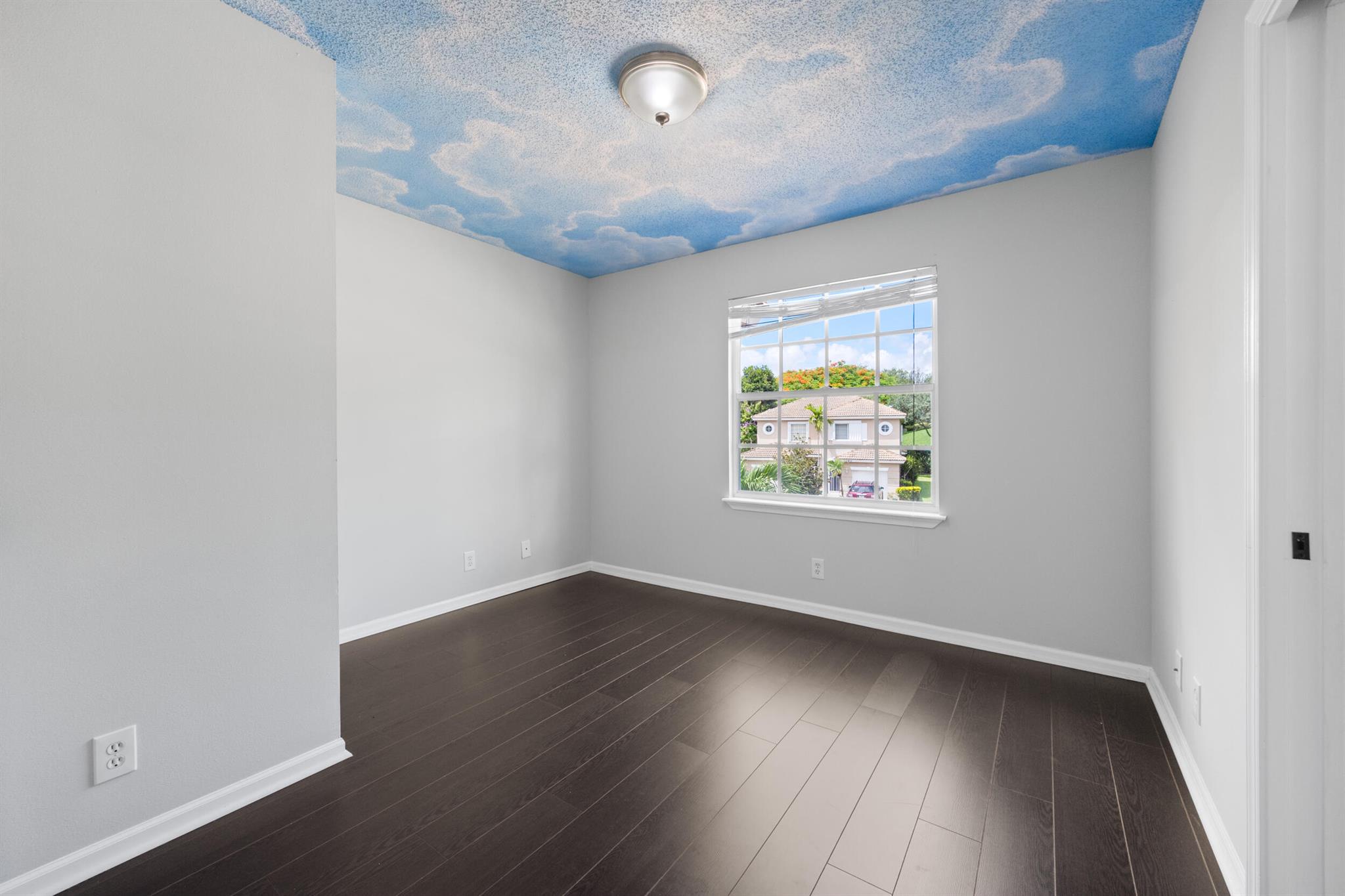 7289 Smithbrooke Drive