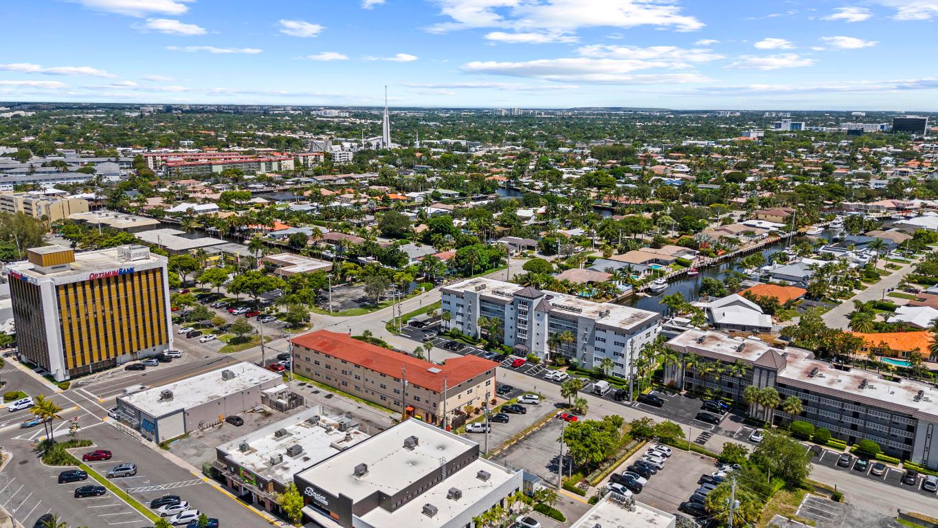 5050 Bayview Drive 9