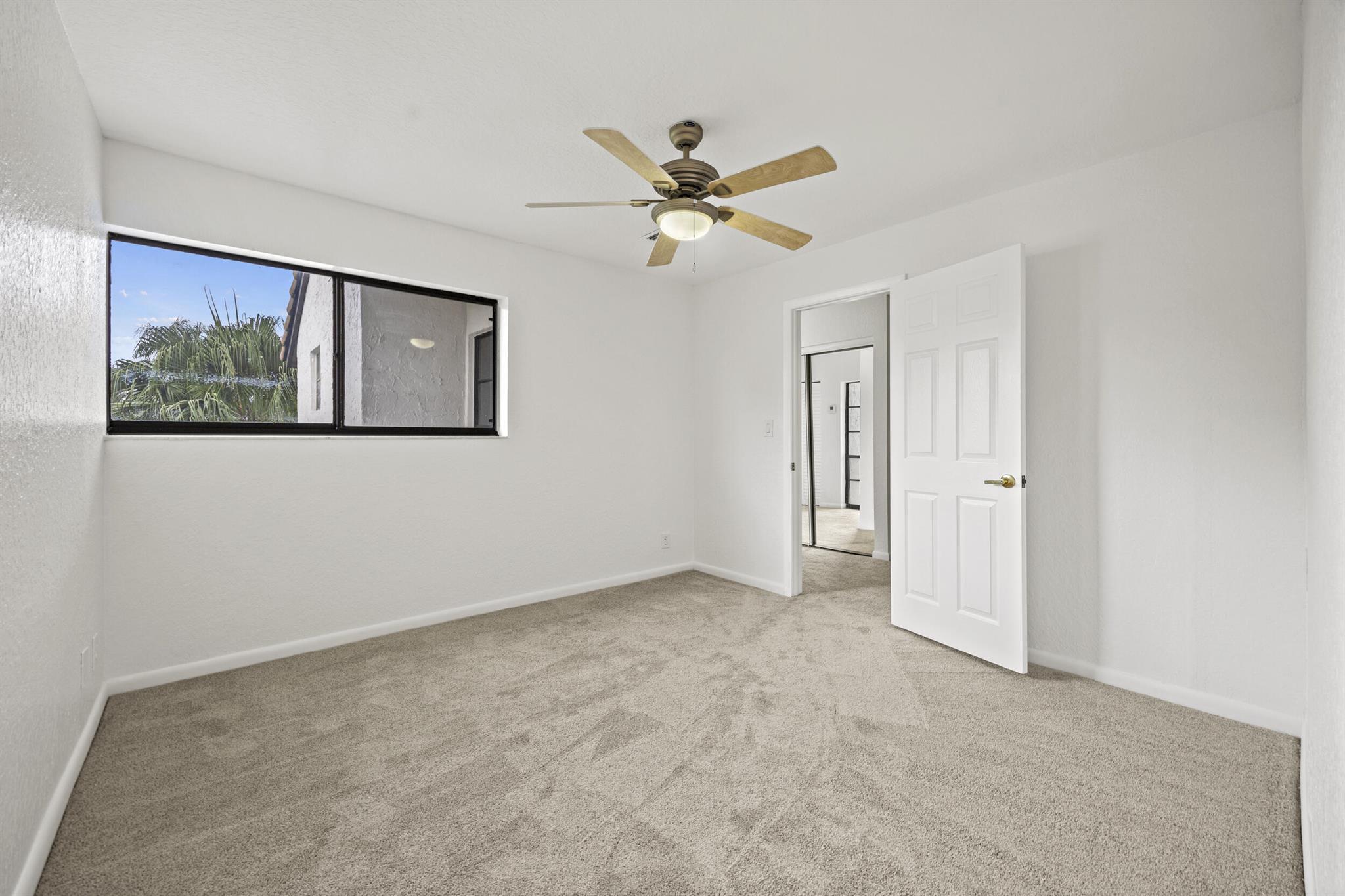 9713 N New River Canal Road 304