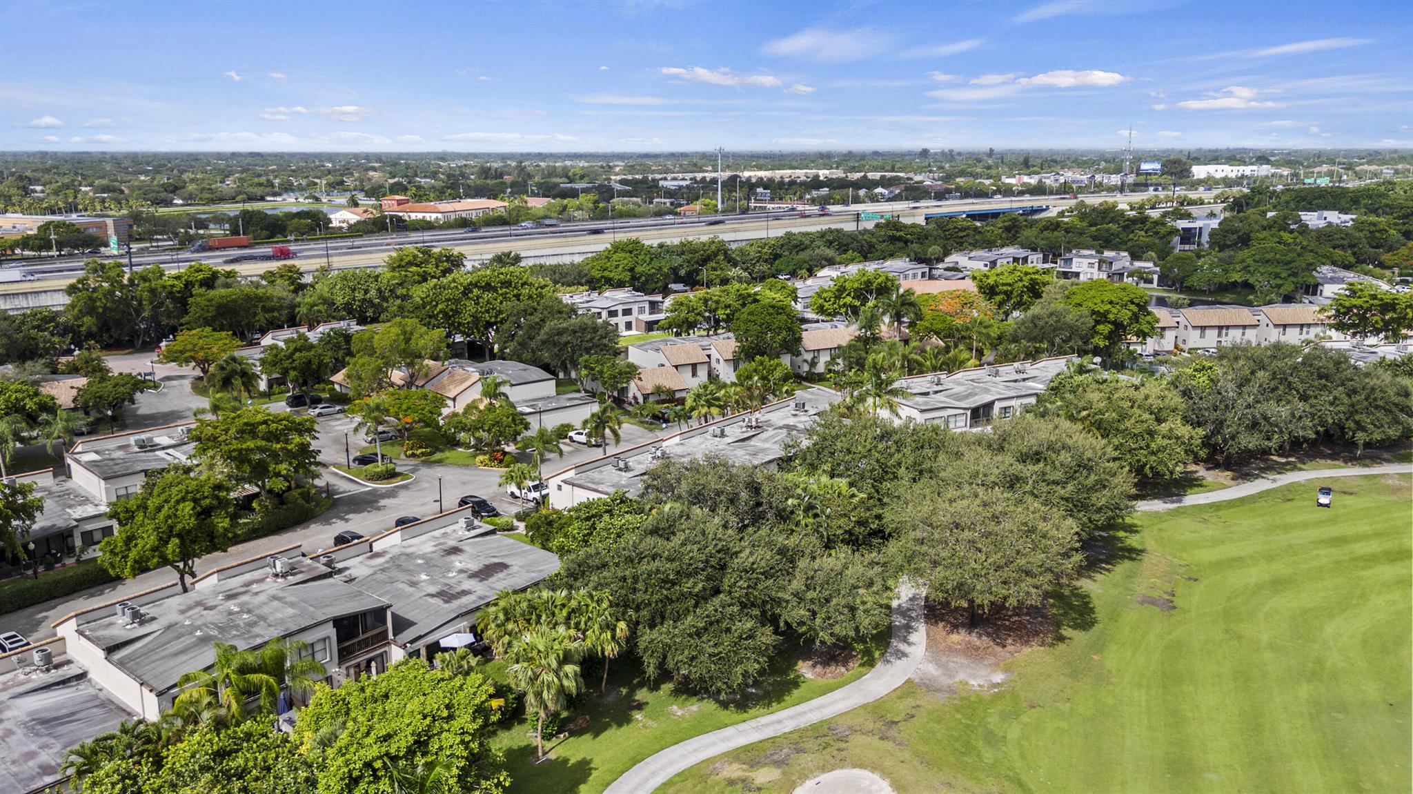 9713 N New River Canal Road 304