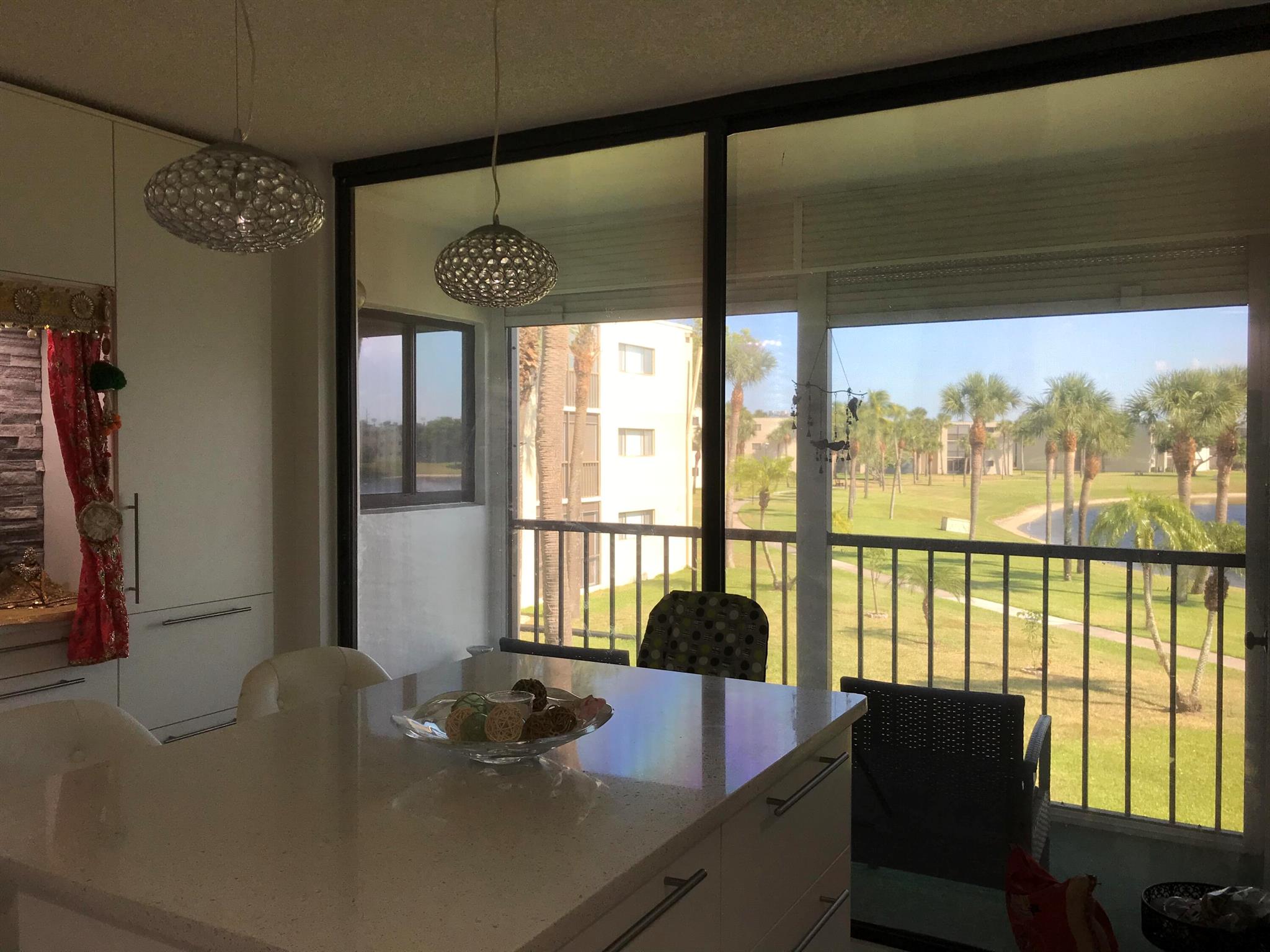 5130 Las Verdes 211 Circle 211