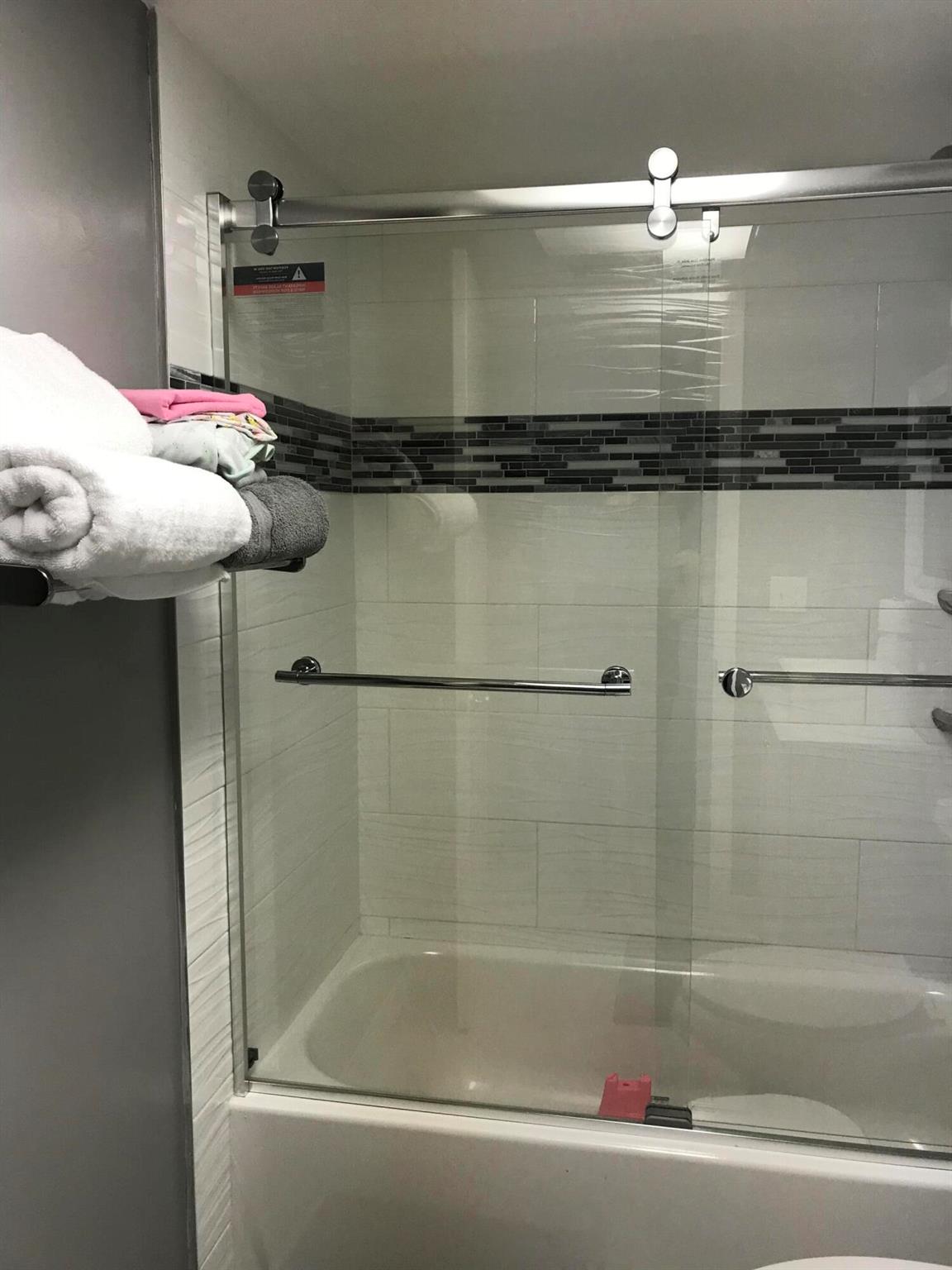 5130 Las Verdes 211 Circle 211