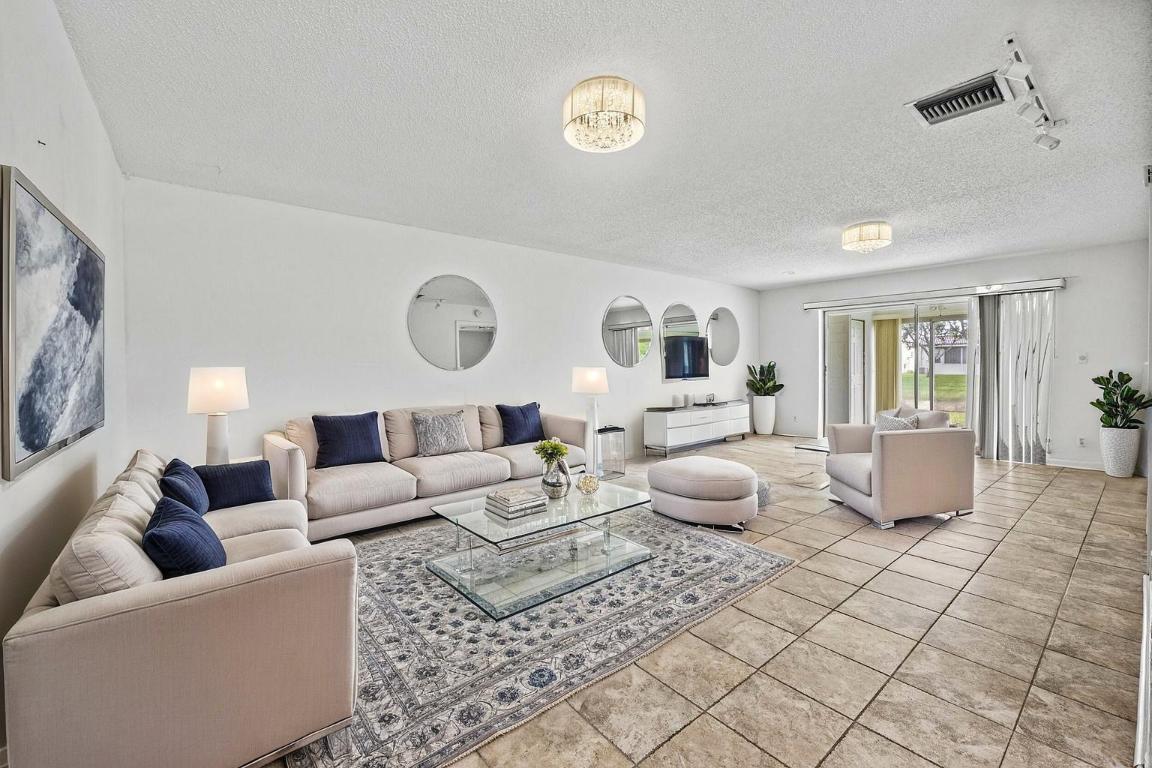 101 Lake Susan Drive