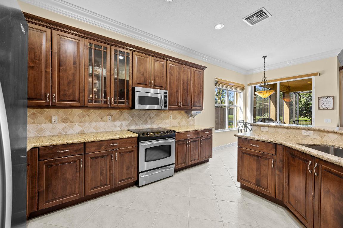 10631 Silverton Lane