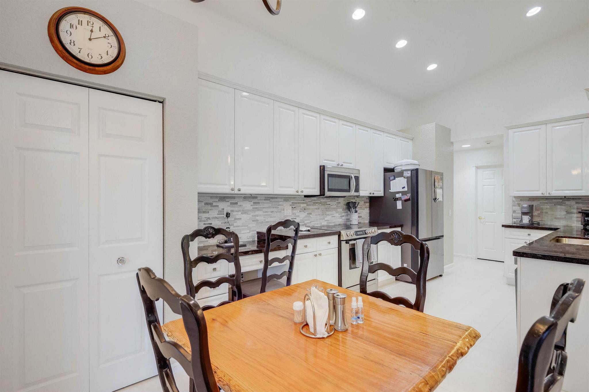 11124 Malaysia Circle