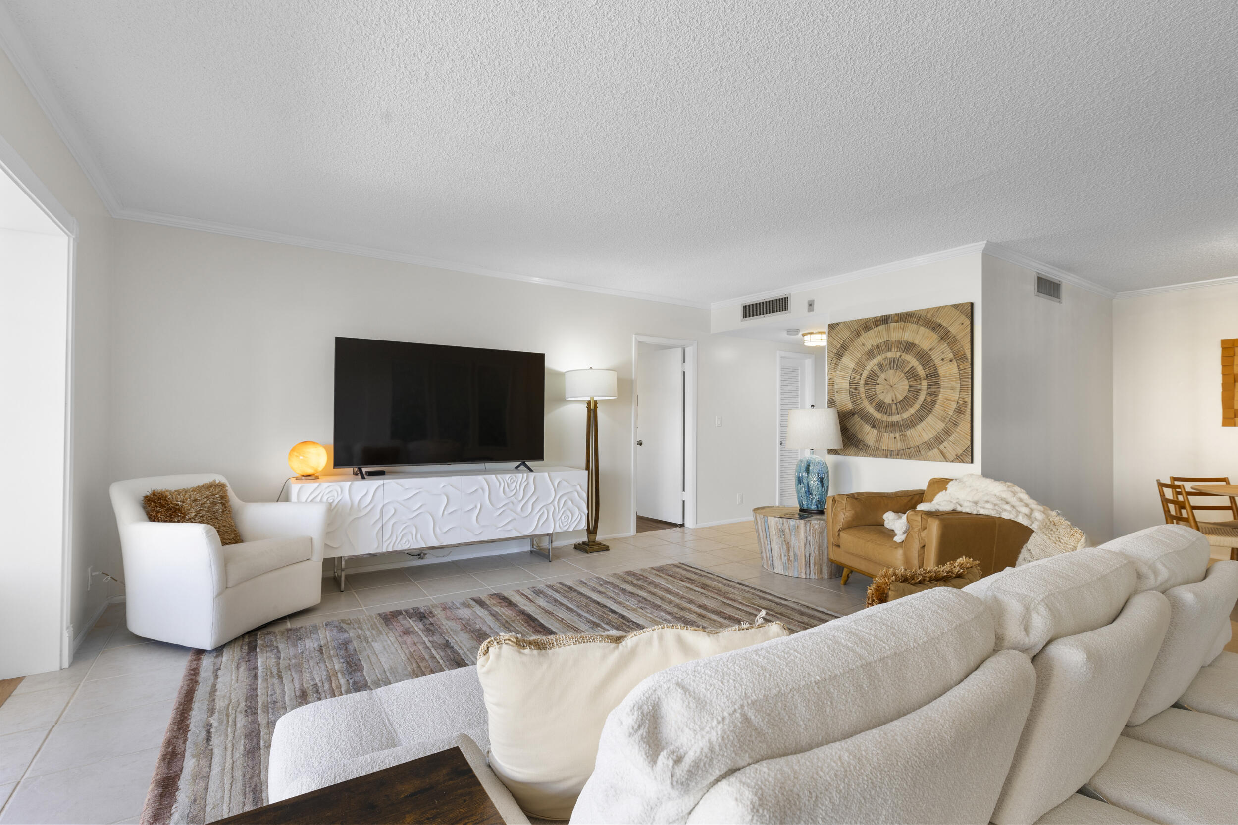 50 East Road 5c