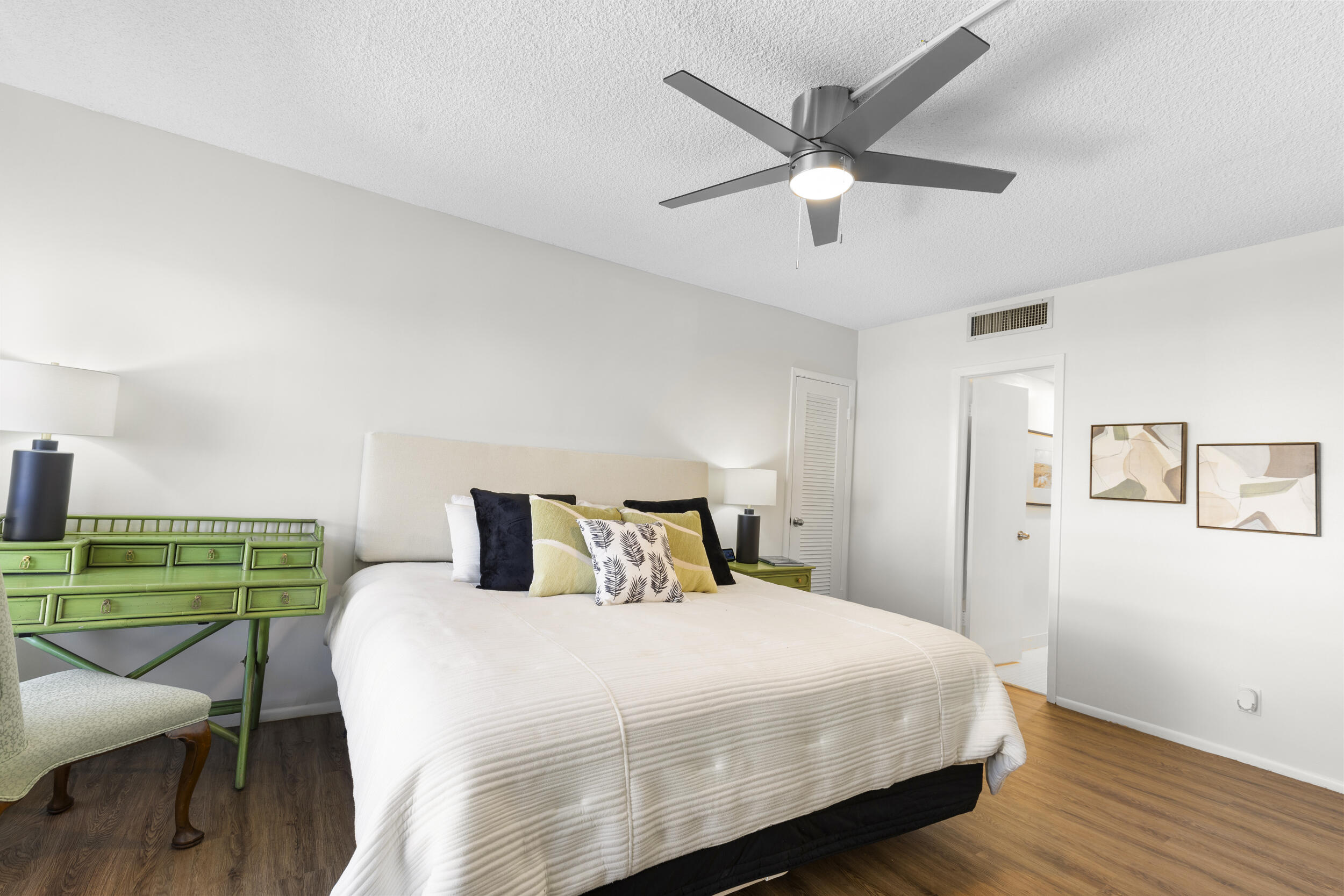 50 East Road 5c