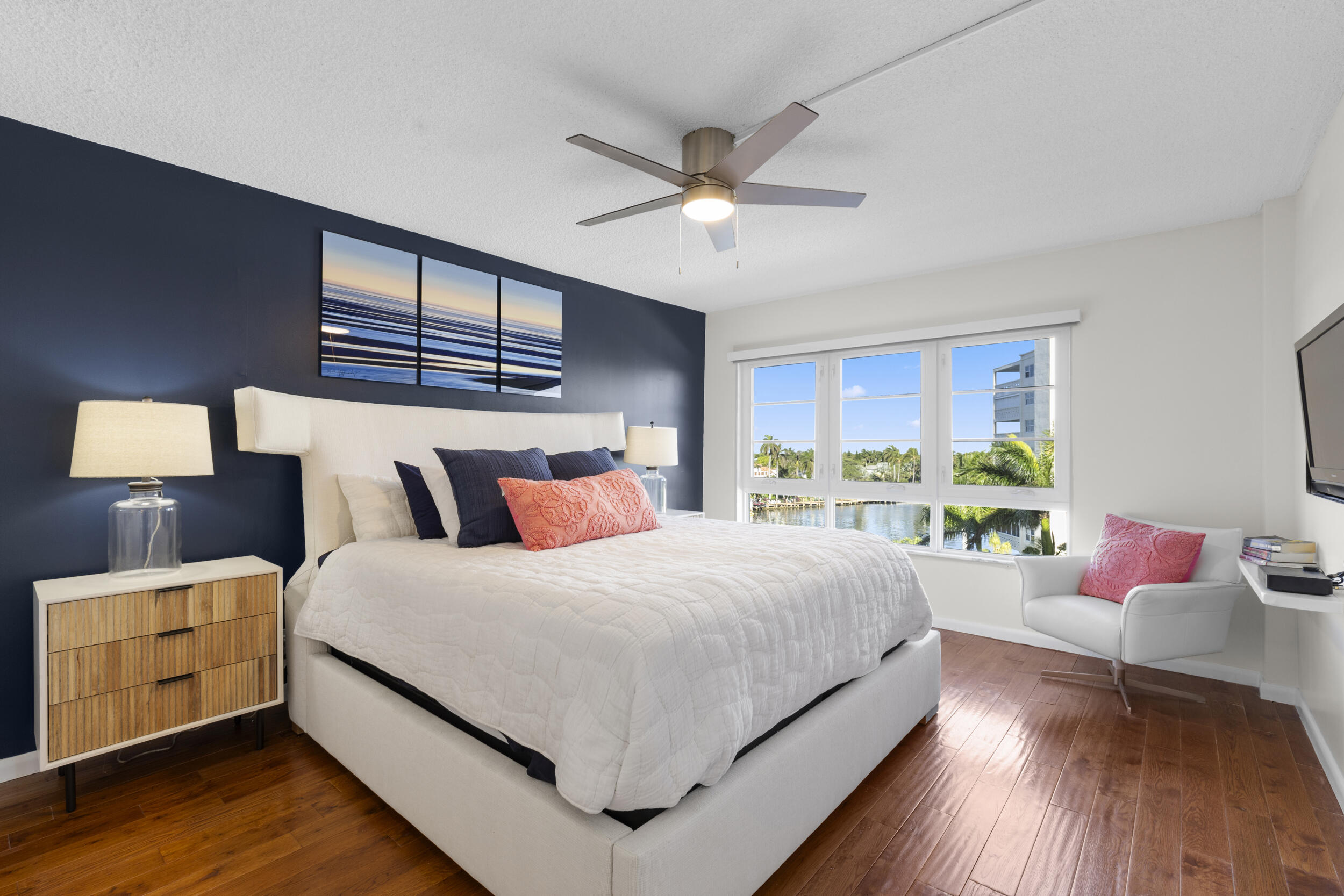 50 East Road 5c