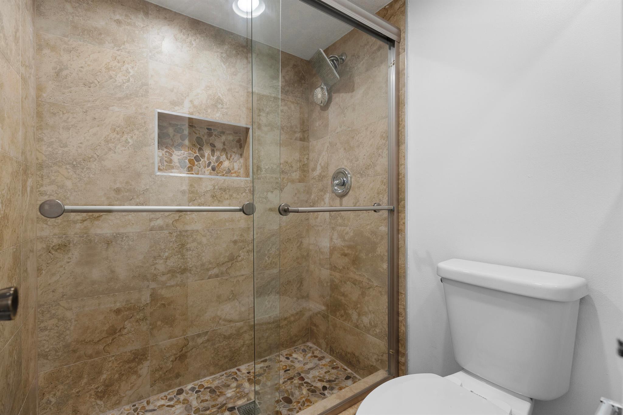 5280 Las Verdes Circle 216