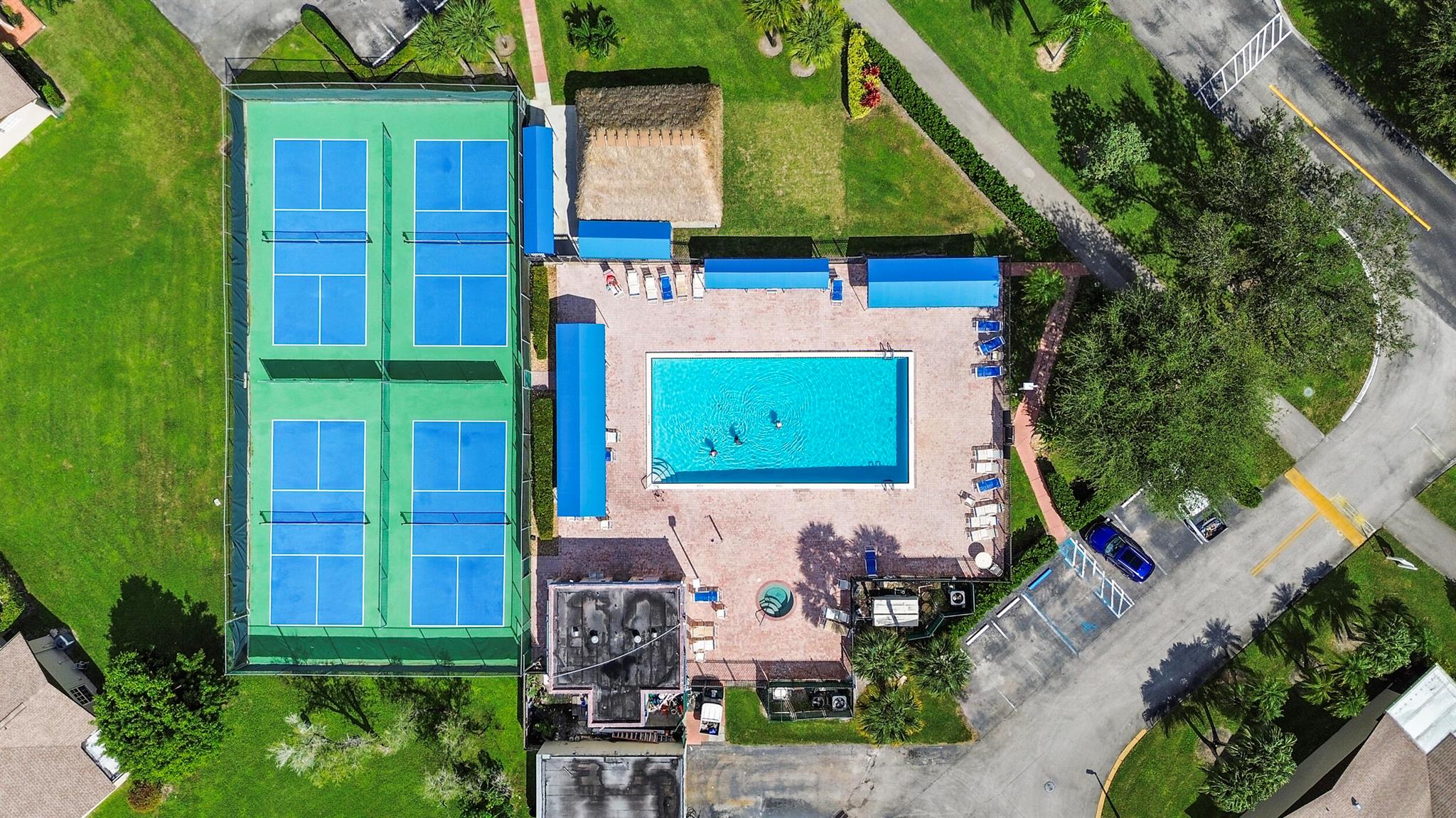 5280 Las Verdes Circle 216