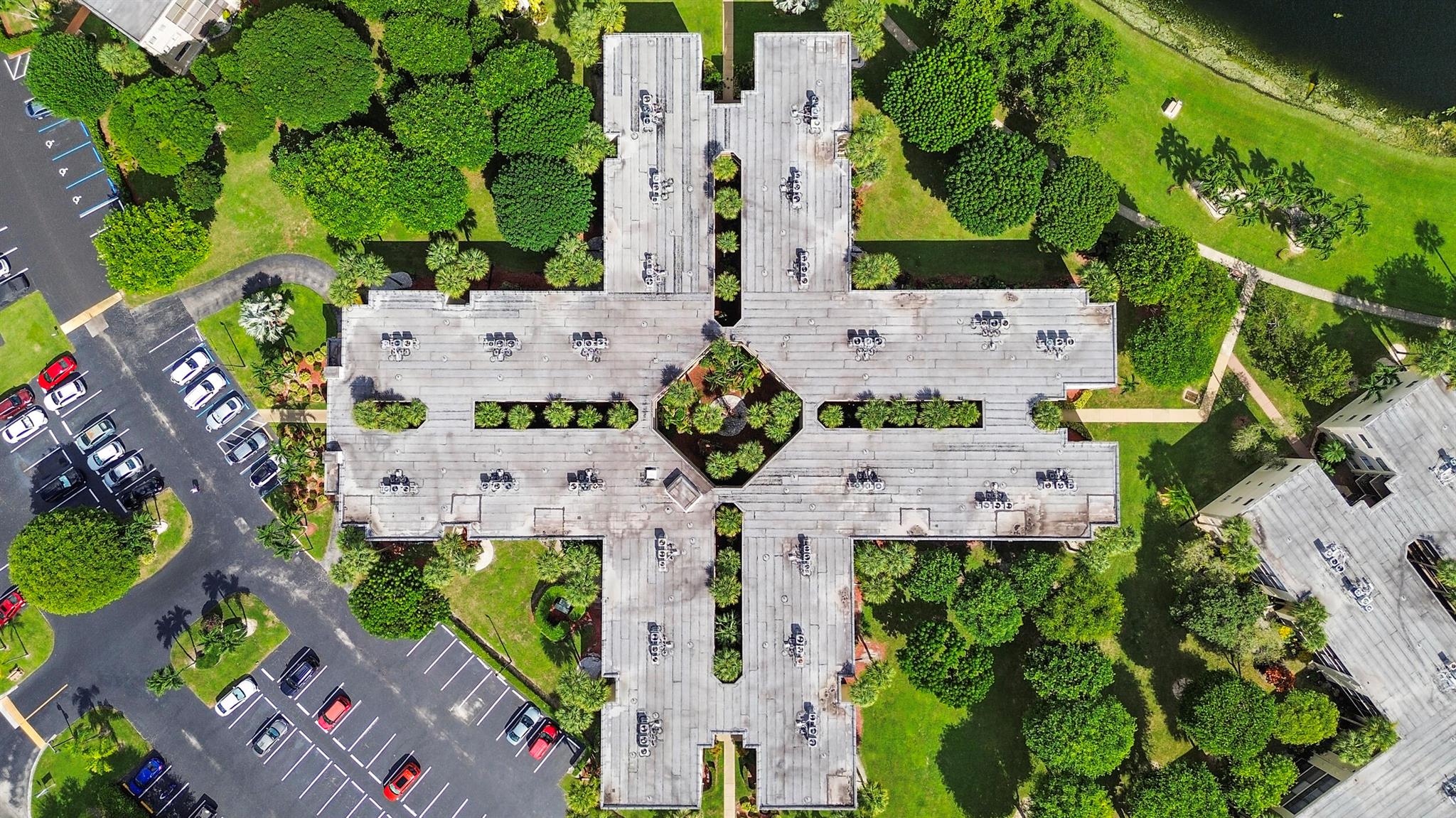 5280 Las Verdes Circle 216