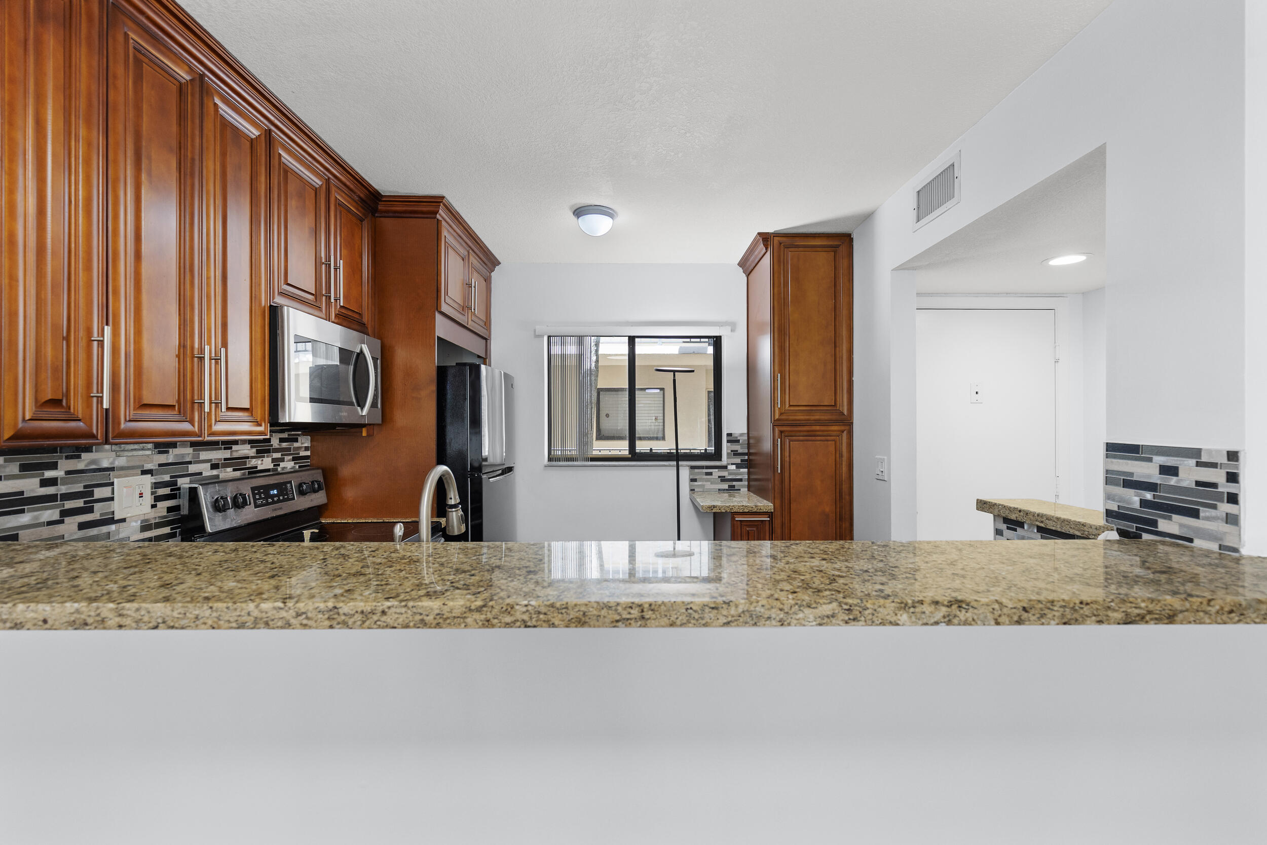 5280 Las Verdes Circle 216