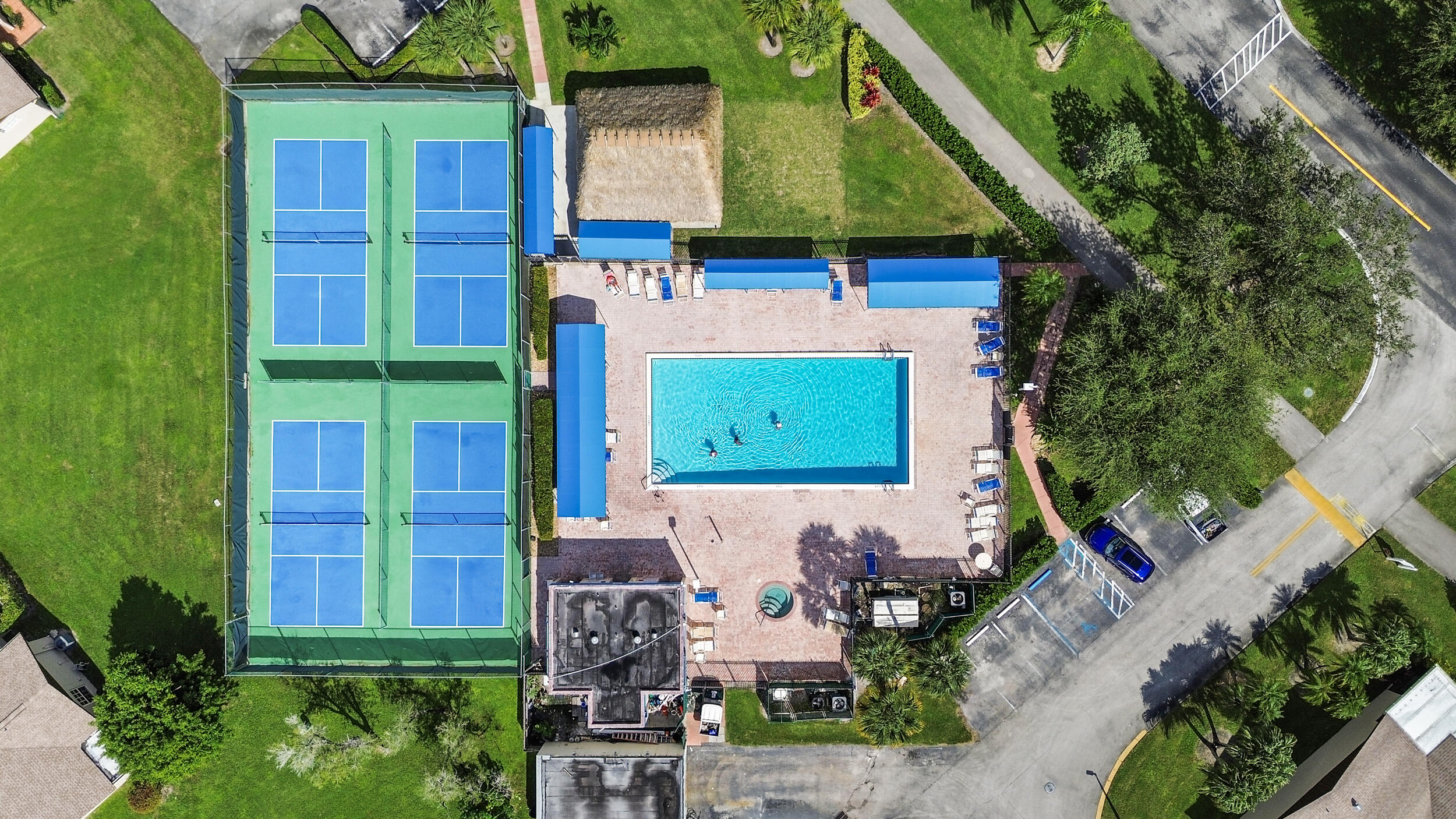 5280 Las Verdes Circle 216