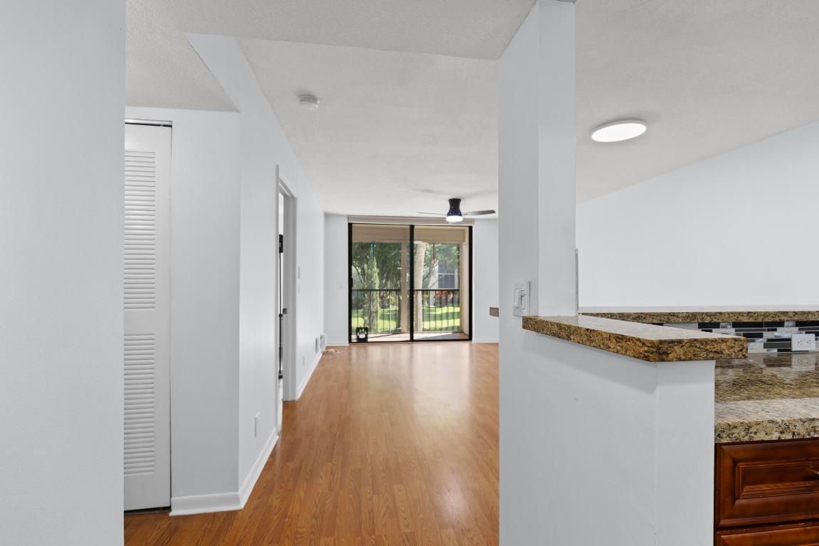 5280 Las Verdes Circle 216