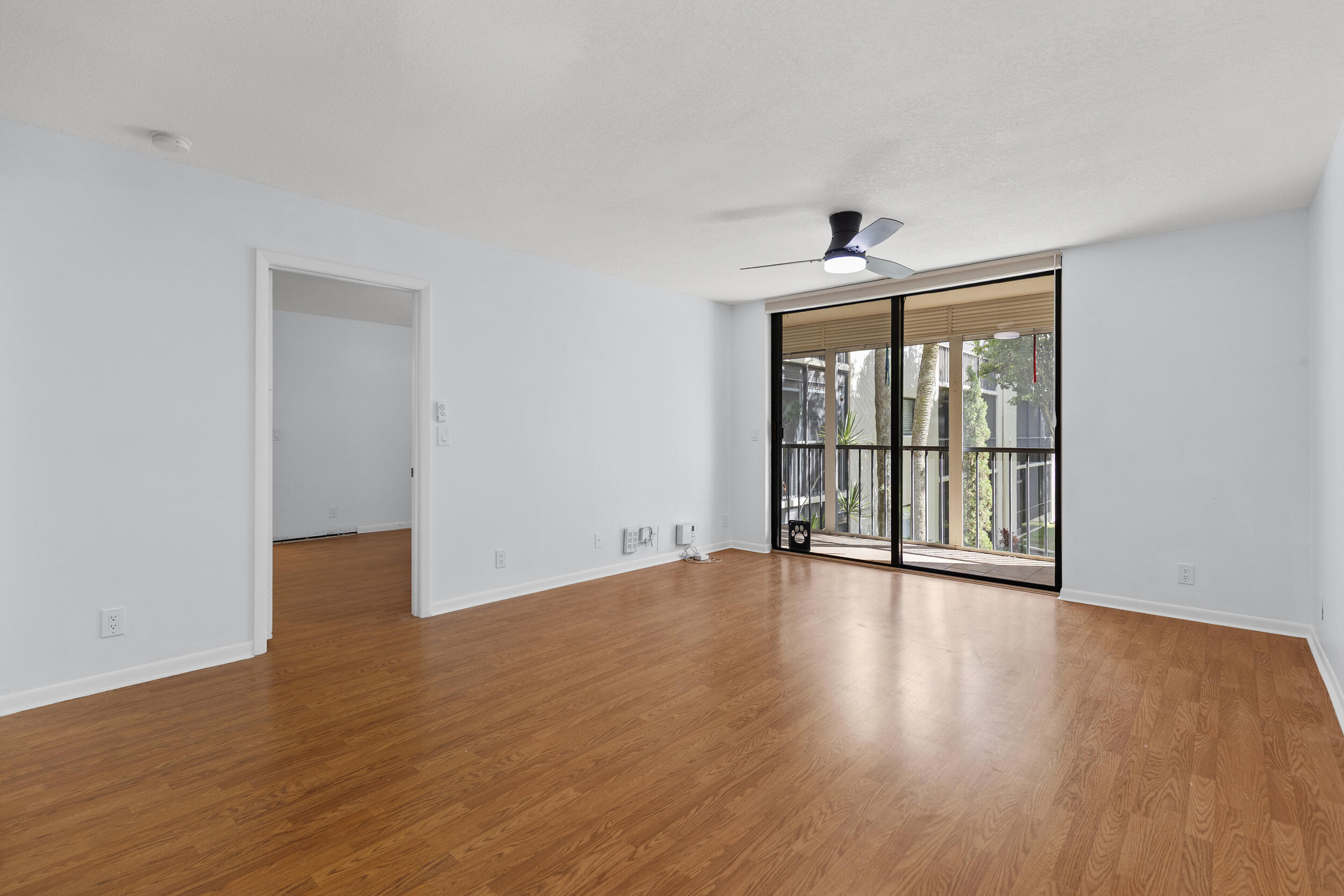 5280 Las Verdes Circle 216