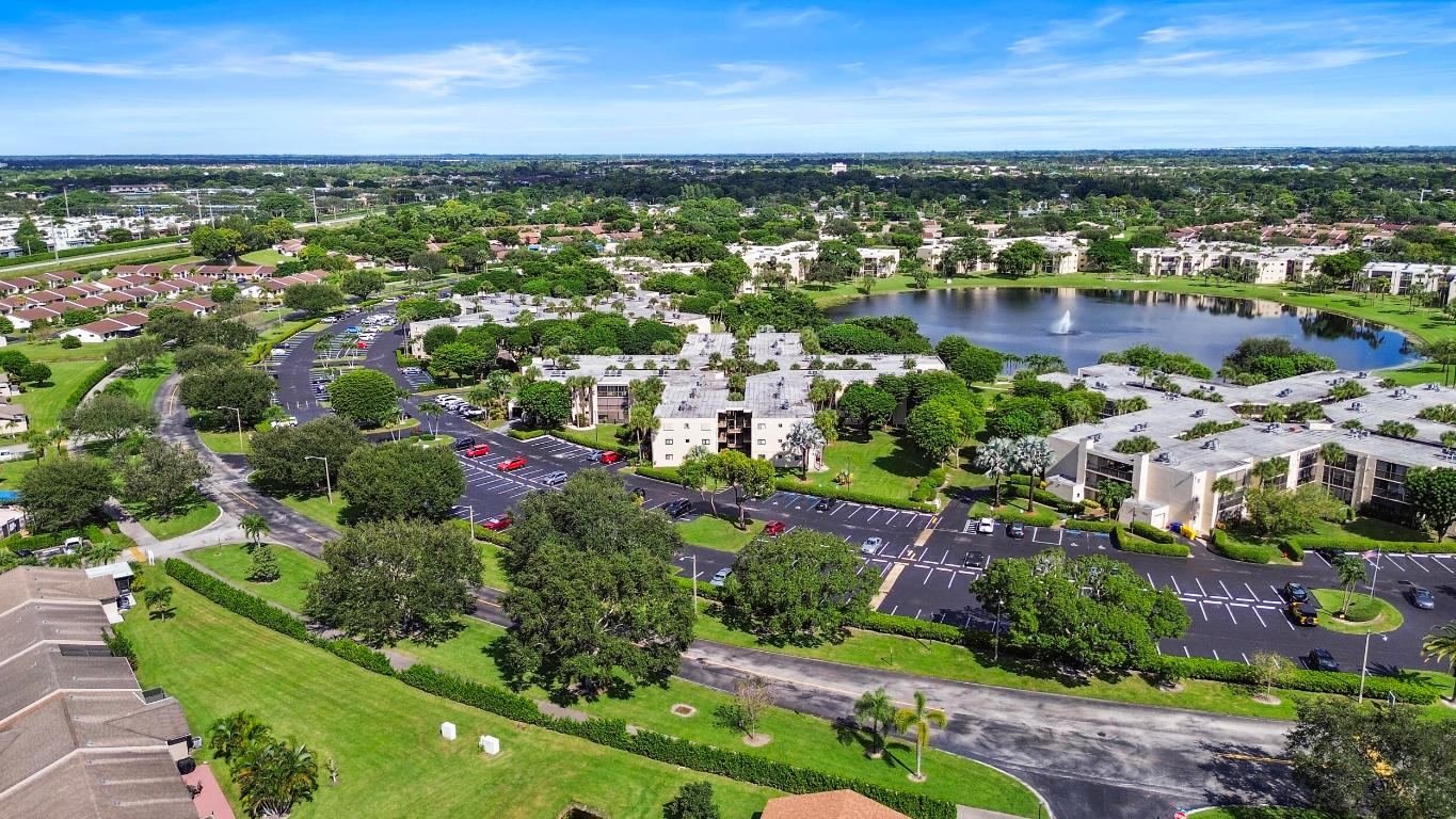 5280 Las Verdes Circle 216