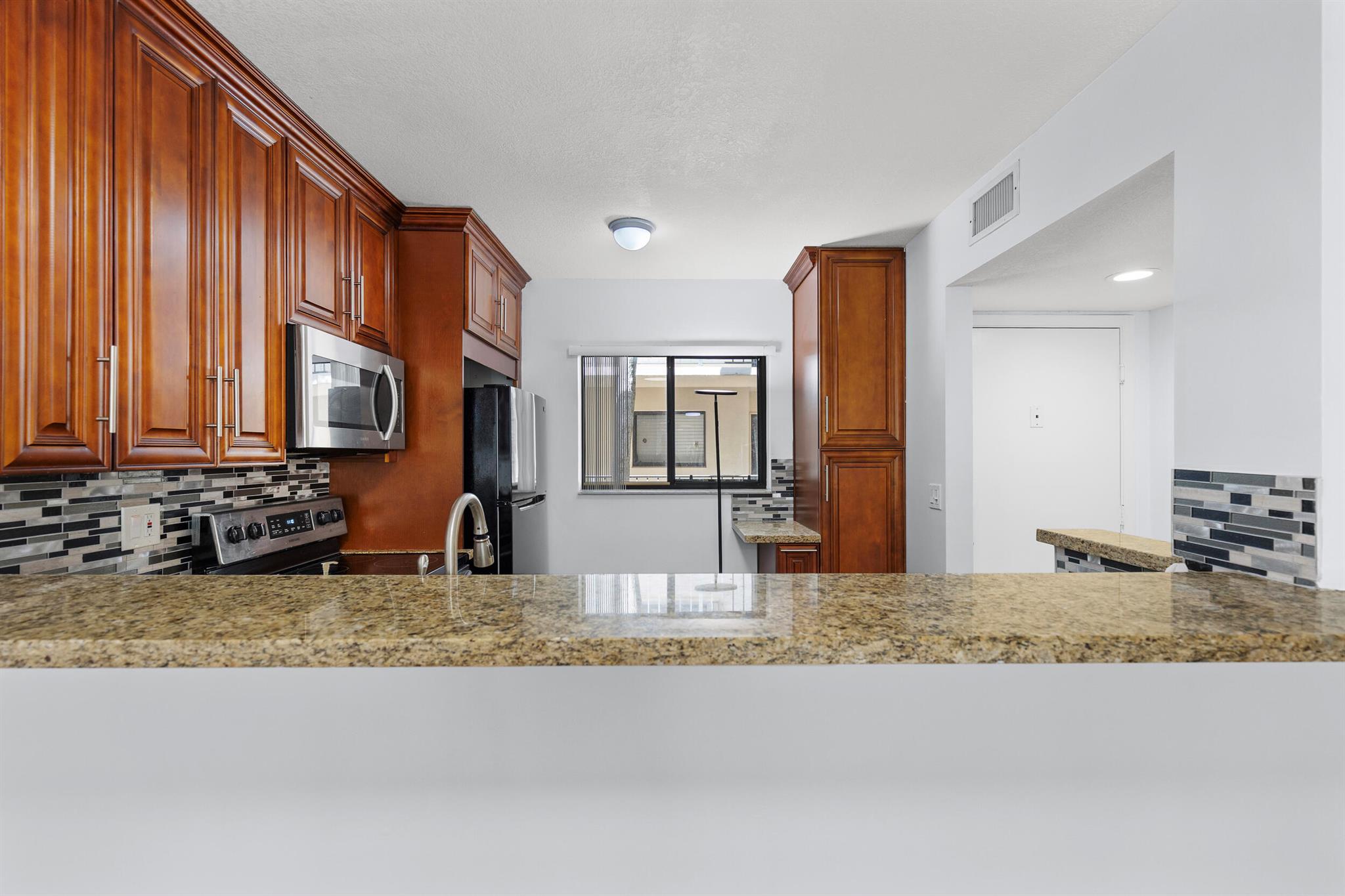 5280 Las Verdes Circle 216