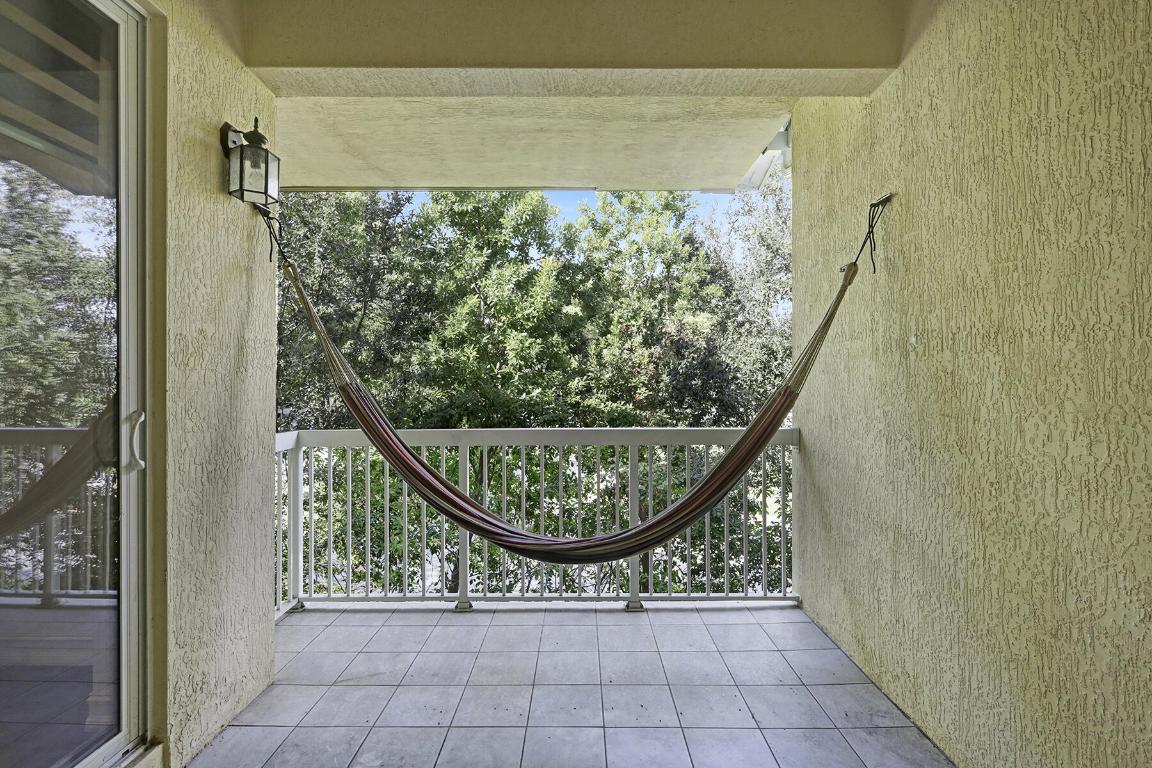 100 NW 69th Circle 132