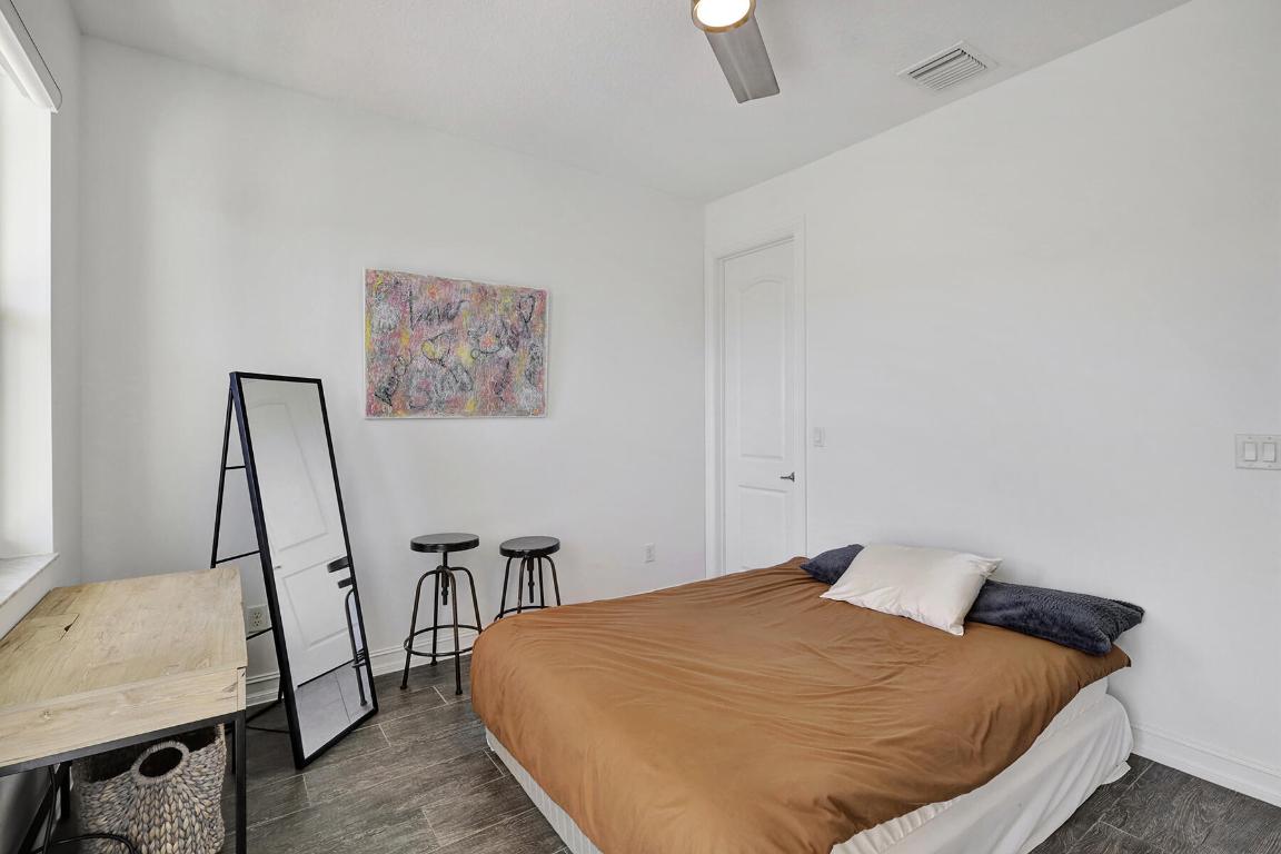 100 NW 69th Circle 132