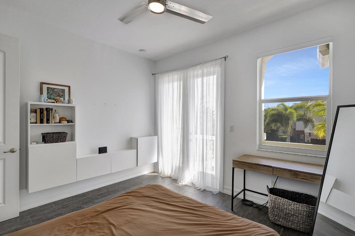 100 NW 69th Circle 132