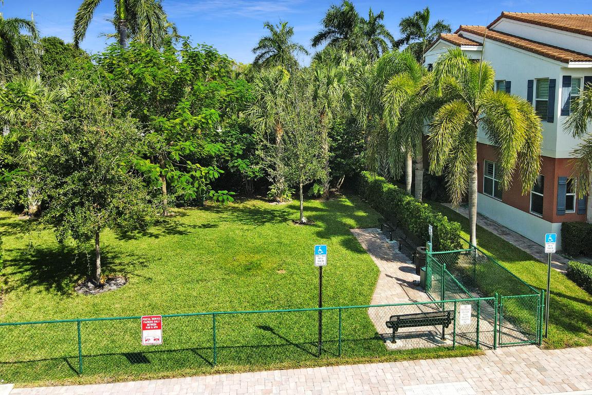 100 NW 69th Circle 132