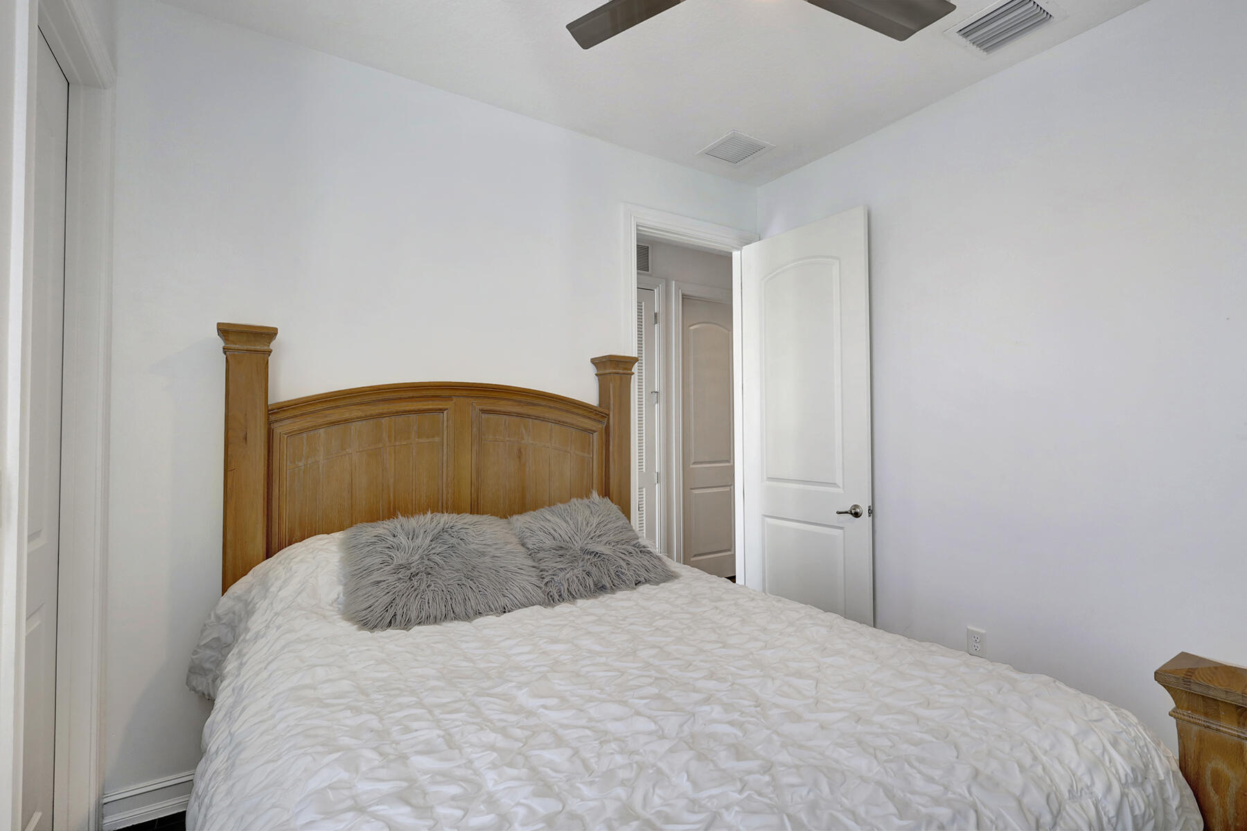 100 NW 69th Circle 132