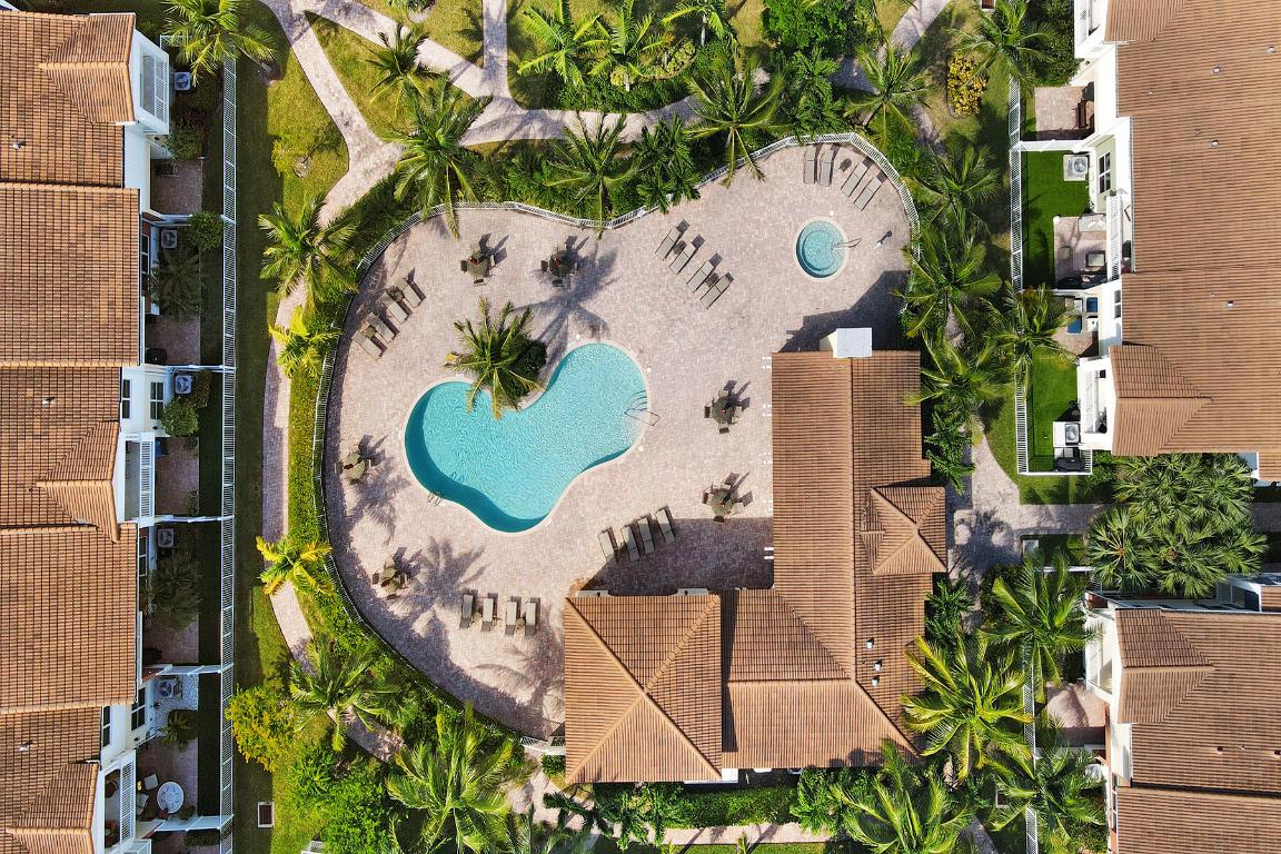 100 NW 69th Circle 132