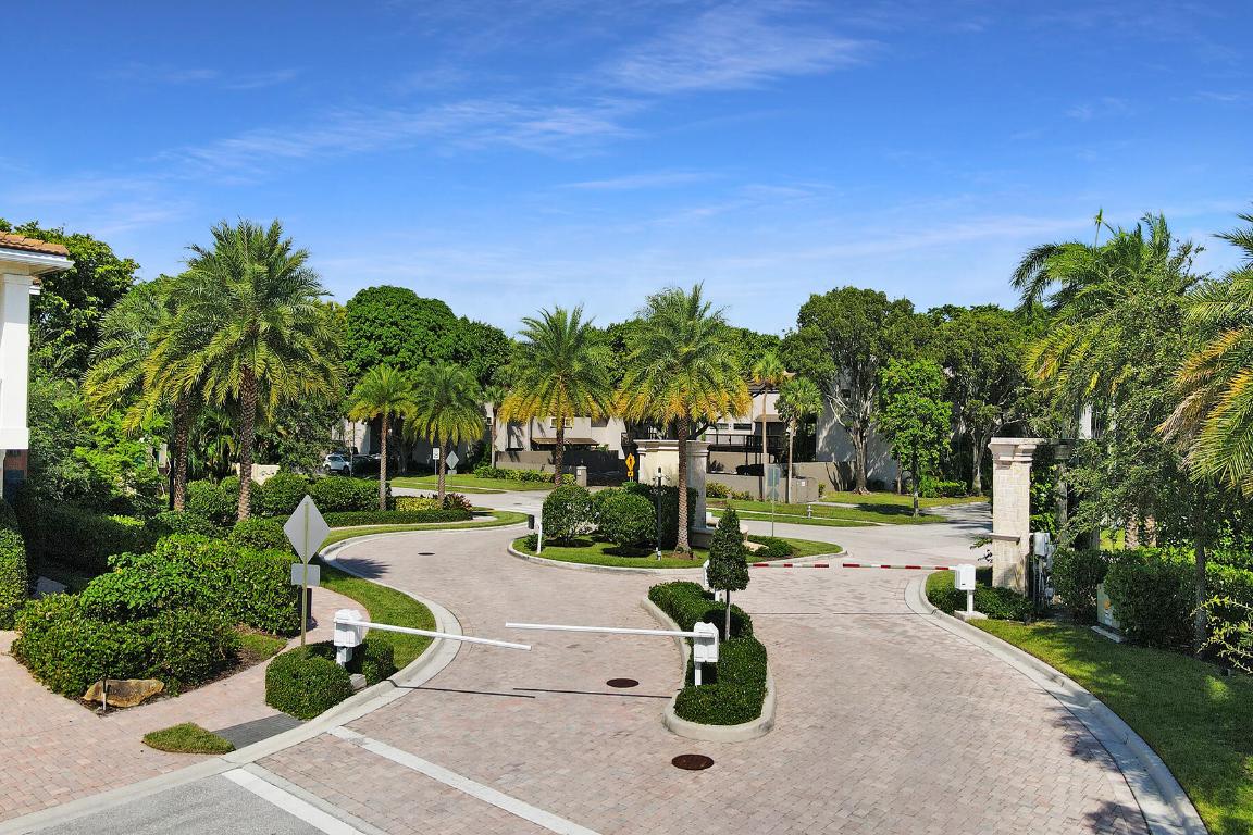 100 NW 69th Circle 132