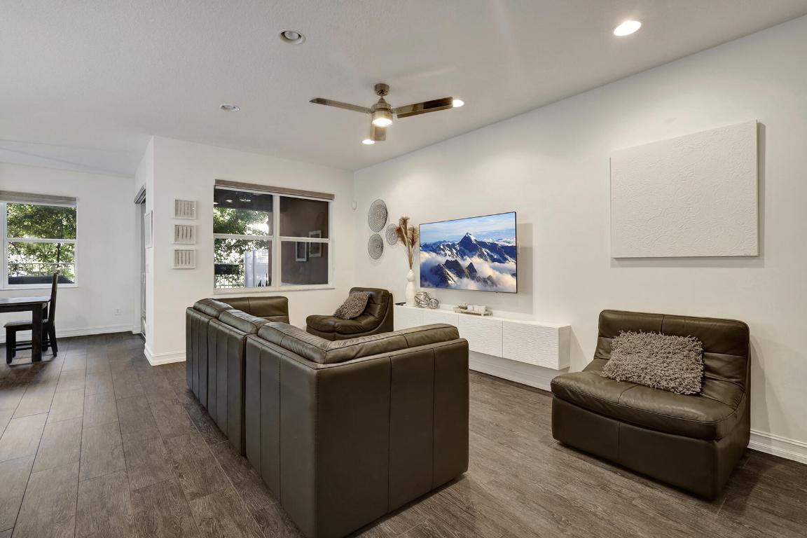 100 NW 69th Circle 132